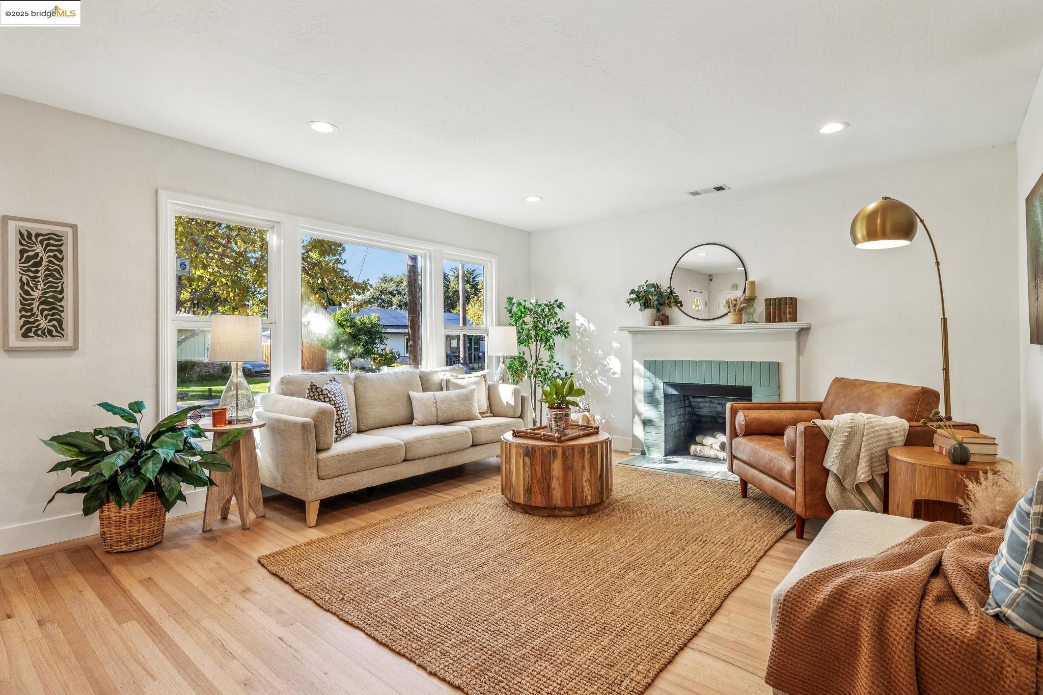 Detail Gallery Image 13 of 55 For 1017 Esther Dr, Pleasant Hill,  CA 94523 - 2 Beds | 1 Baths