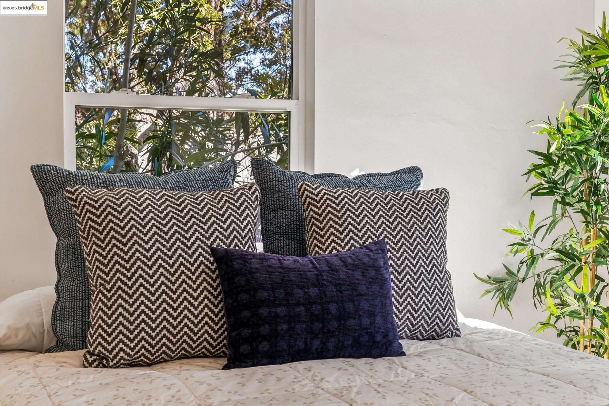 Detail Gallery Image 34 of 55 For 1017 Esther Dr, Pleasant Hill,  CA 94523 - 2 Beds | 1 Baths