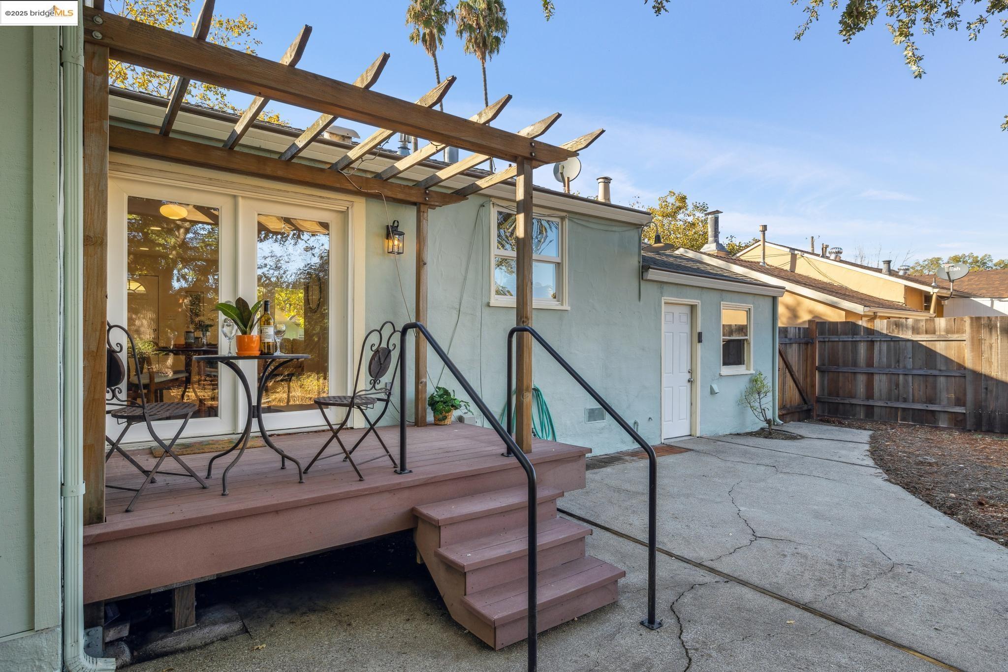 Detail Gallery Image 54 of 55 For 1017 Esther Dr, Pleasant Hill,  CA 94523 - 2 Beds | 1 Baths