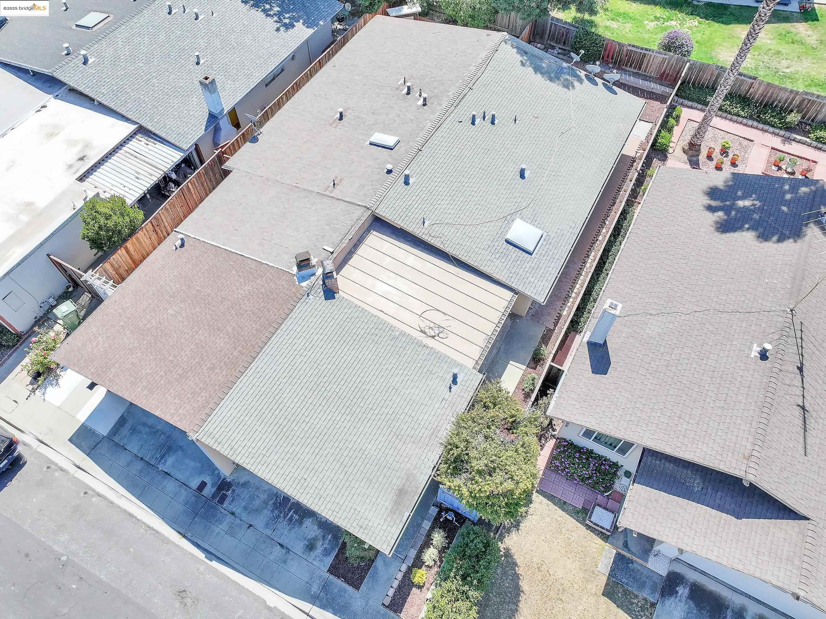 Detail Gallery Image 9 of 33 For 185 Evening Star Ct, Milpitas,  CA 95035 - 3 Beds | 2 Baths