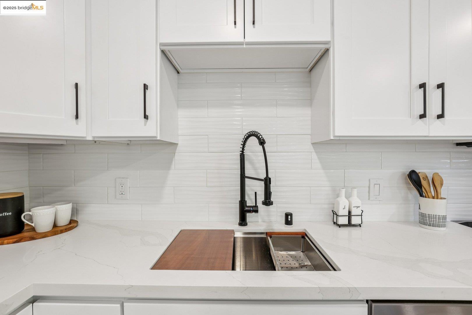 Detail Gallery Image 15 of 33 For 4185 Huckleberry Dr, Concord,  CA 94521 - 4 Beds | 2 Baths