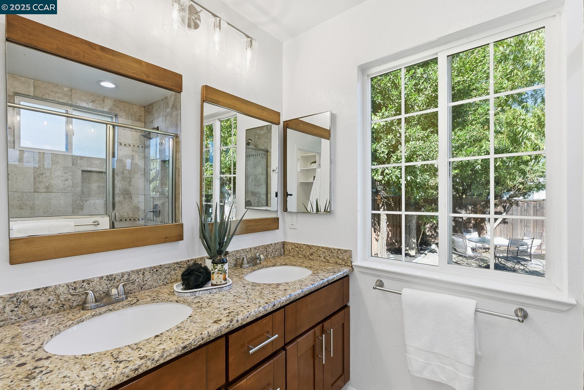 Detail Gallery Image 17 of 30 For 18 W 17th St, Antioch,  CA 94509 - 3 Beds | 2 Baths
