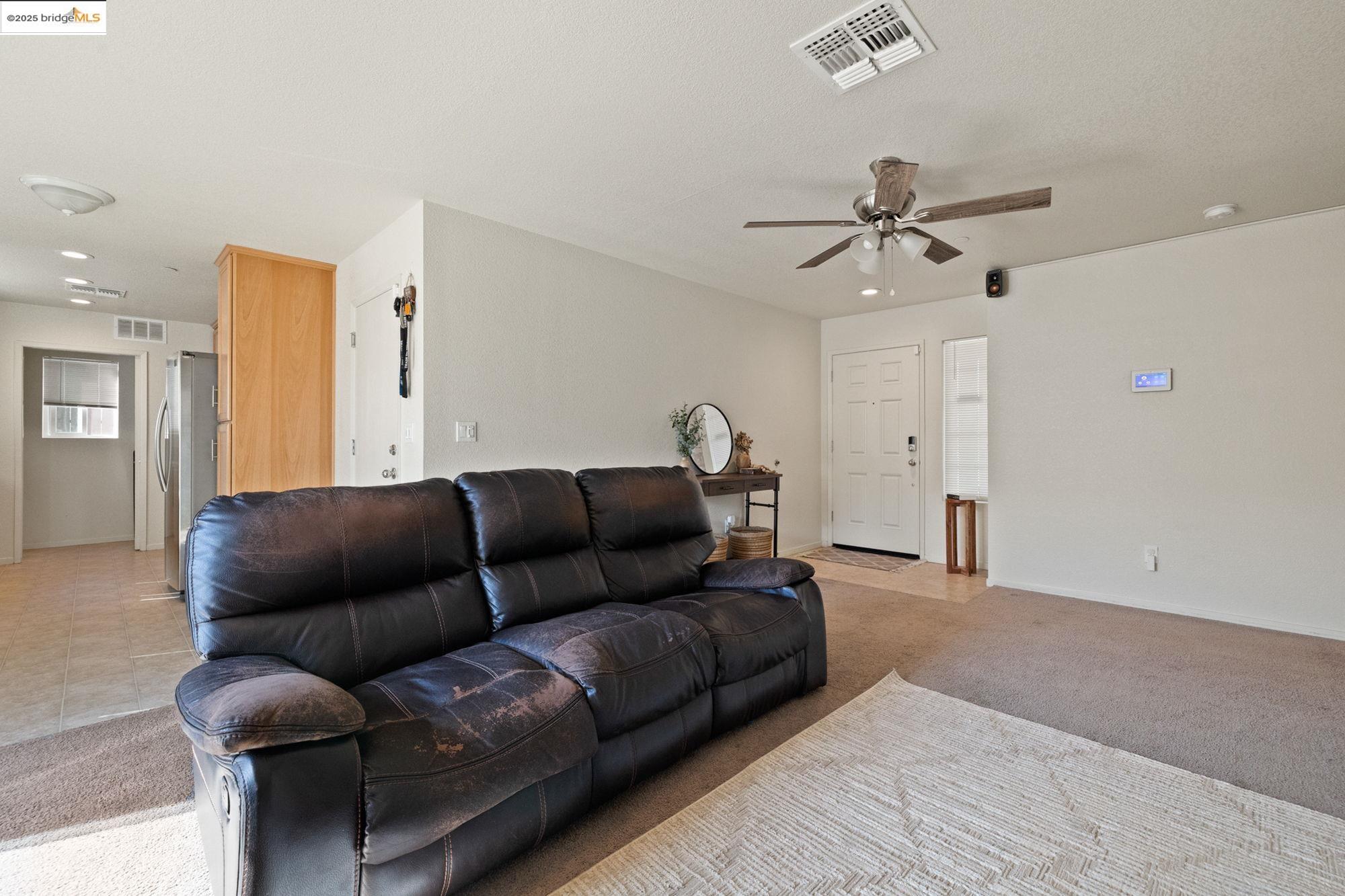 Detail Gallery Image 11 of 25 For 386 Paige Ln, Merced,  CA 95341 - 3 Beds | 2 Baths