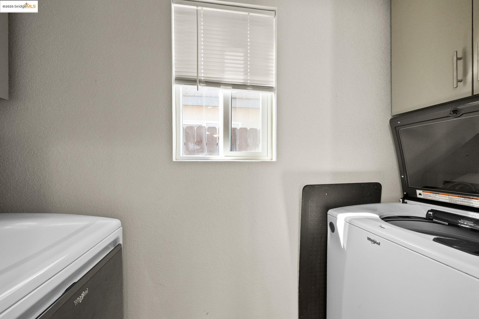 Detail Gallery Image 22 of 25 For 386 Paige Ln, Merced,  CA 95341 - 3 Beds | 2 Baths