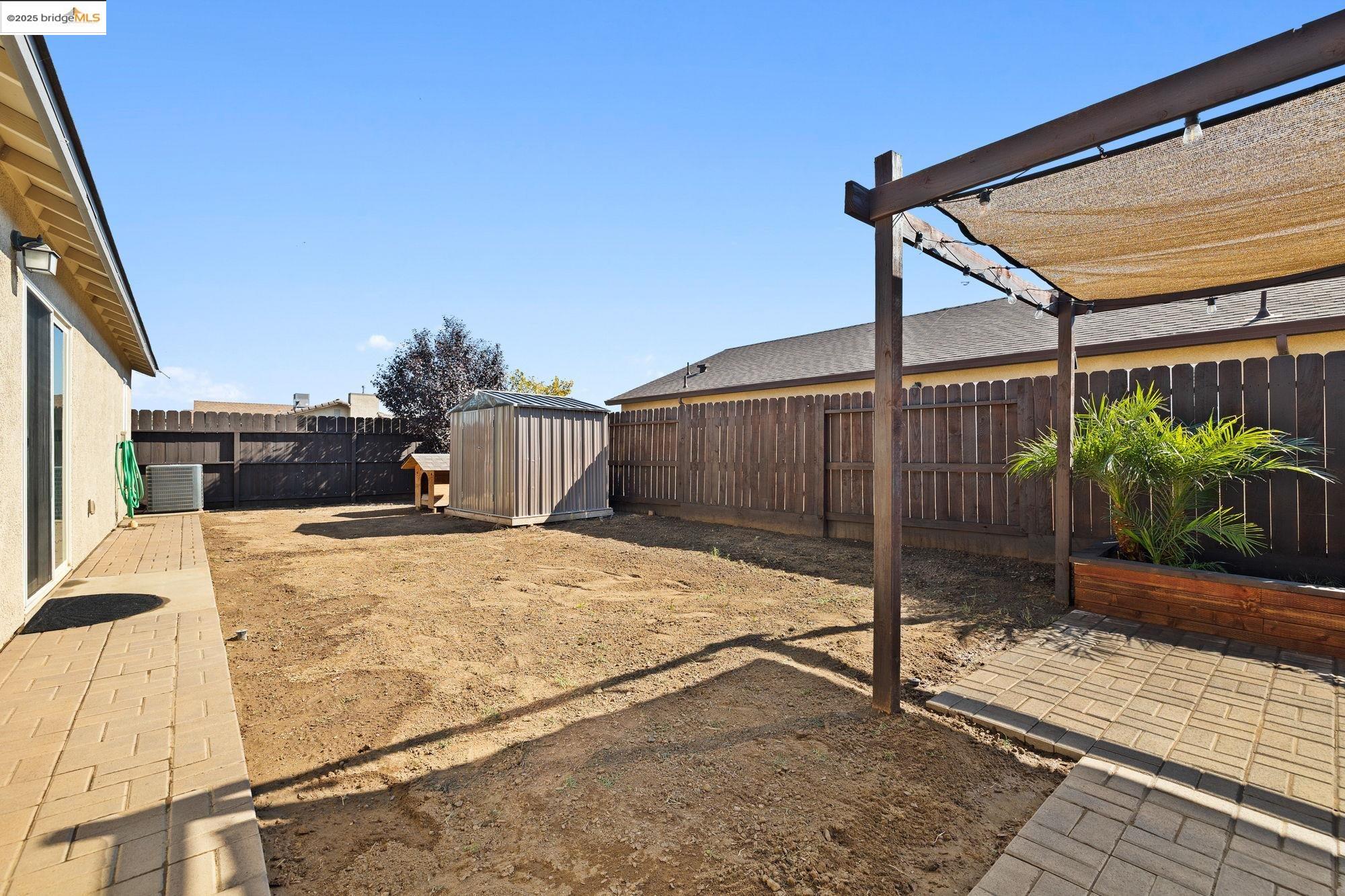 Detail Gallery Image 24 of 25 For 386 Paige Ln, Merced,  CA 95341 - 3 Beds | 2 Baths