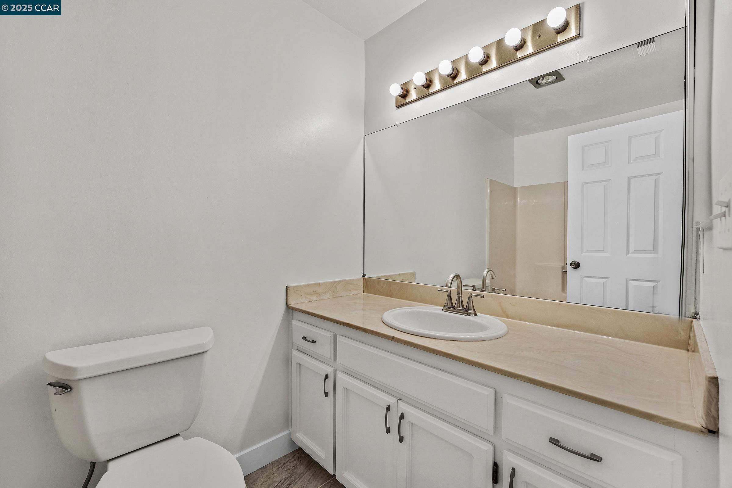 Detail Gallery Image 23 of 33 For 314 Eastgate Ln, Martinez,  CA 94553 - 2 Beds | 1/1 Baths