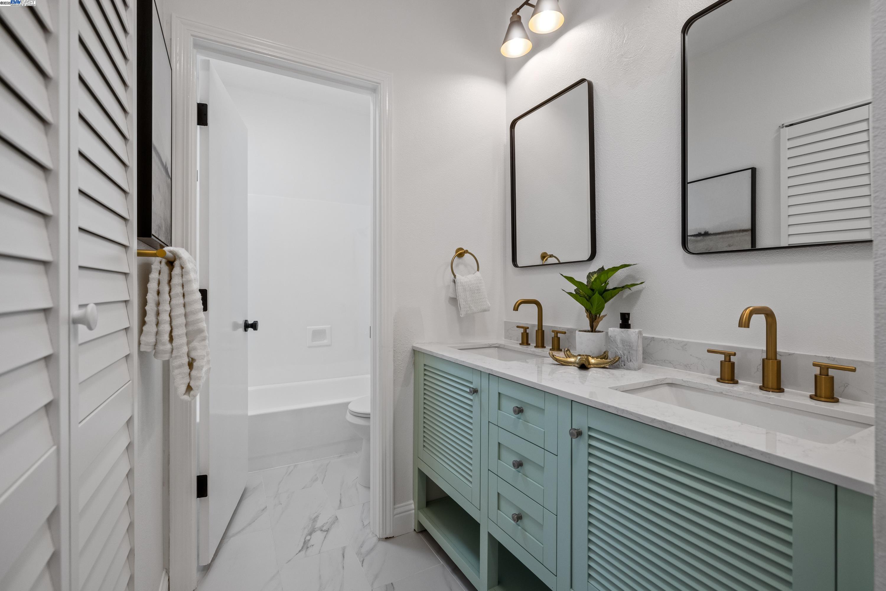 Detail Gallery Image 10 of 11 For 1450 Thrush Ave #17,  San Leandro,  CA 94578 - 2 Beds | 1 Baths