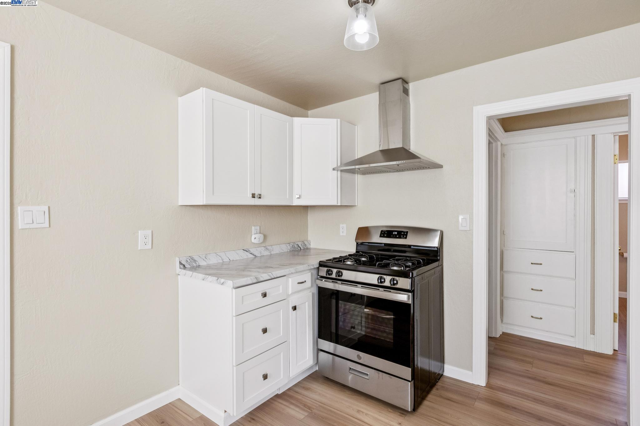 Detail Gallery Image 19 of 58 For 1351 Peach Ct, San Jose,  CA 95116 - – Beds | – Baths