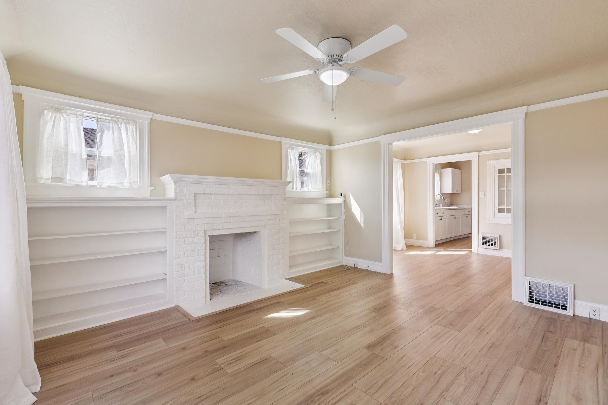 Detail Gallery Image 8 of 58 For 1351 Peach Ct, San Jose,  CA 95116 - – Beds | – Baths