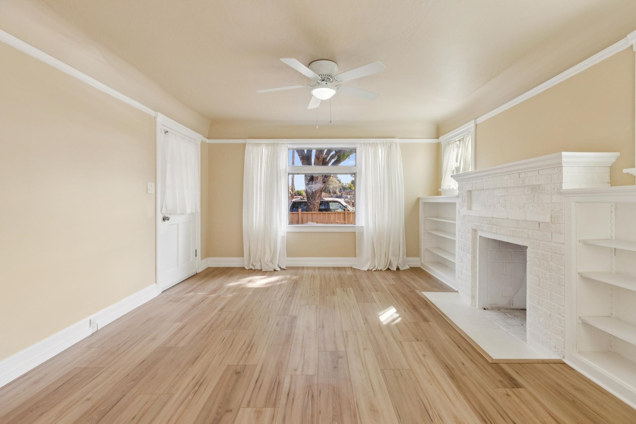 Detail Gallery Image 10 of 58 For 1351 Peach Ct, San Jose,  CA 95116 - – Beds | – Baths