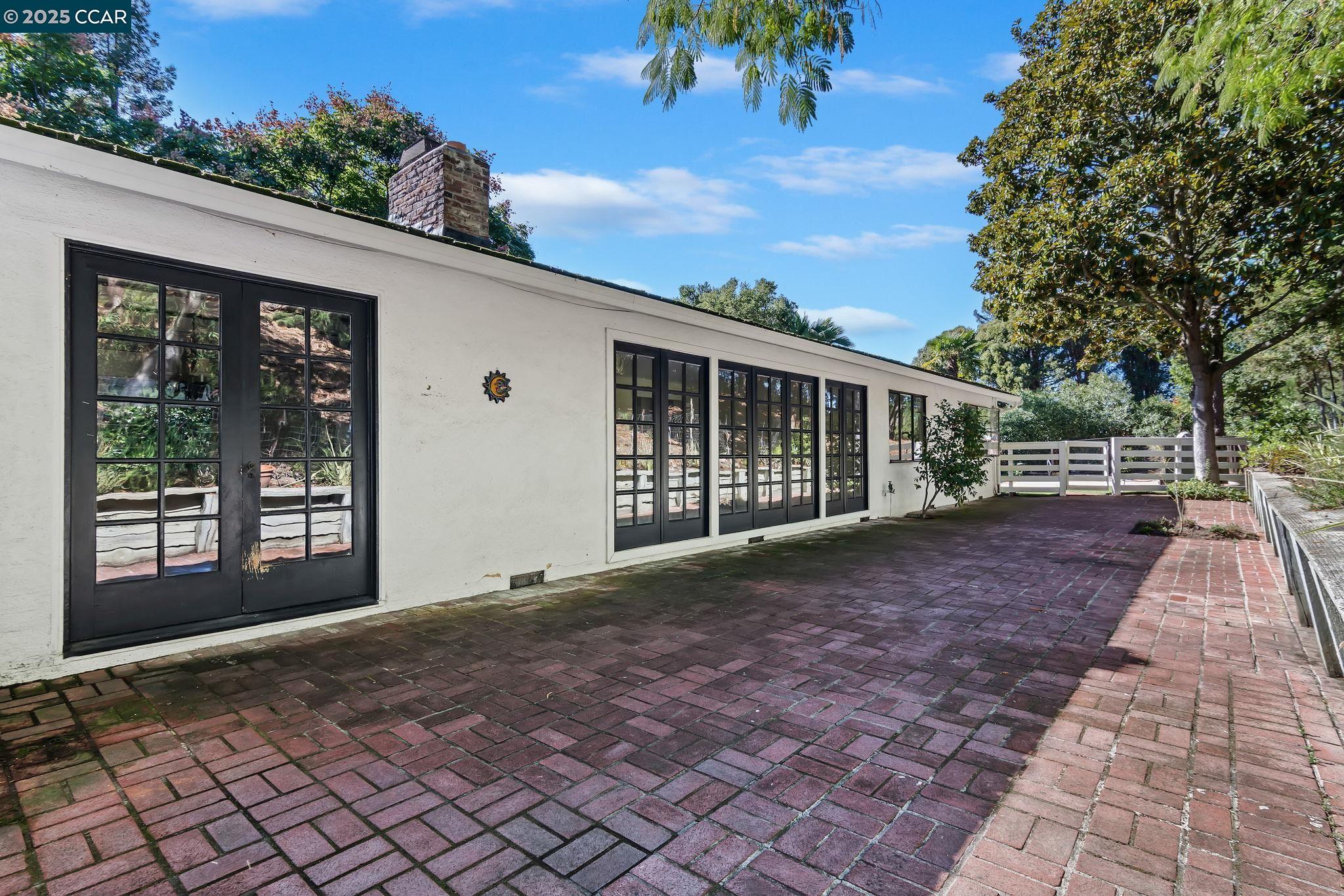 Detail Gallery Image 27 of 29 For 3 Monroe Ct, Orinda,  CA 94563 - 4 Beds | 2 Baths