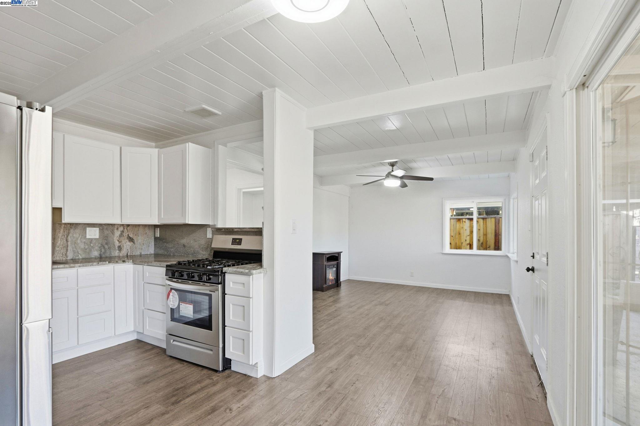 Detail Gallery Image 11 of 30 For 10311 Ryan Street, San Jose,  CA 95127 - 4 Beds | 3 Baths