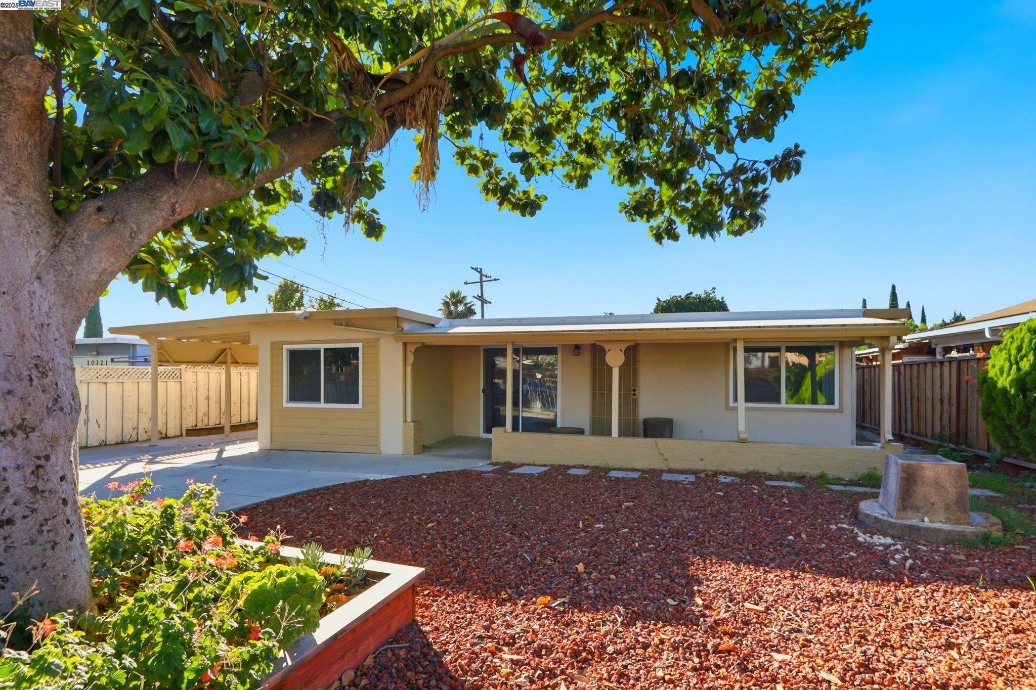 Detail Gallery Image 3 of 30 For 10311 Ryan Street, San Jose,  CA 95127 - 4 Beds | 3 Baths