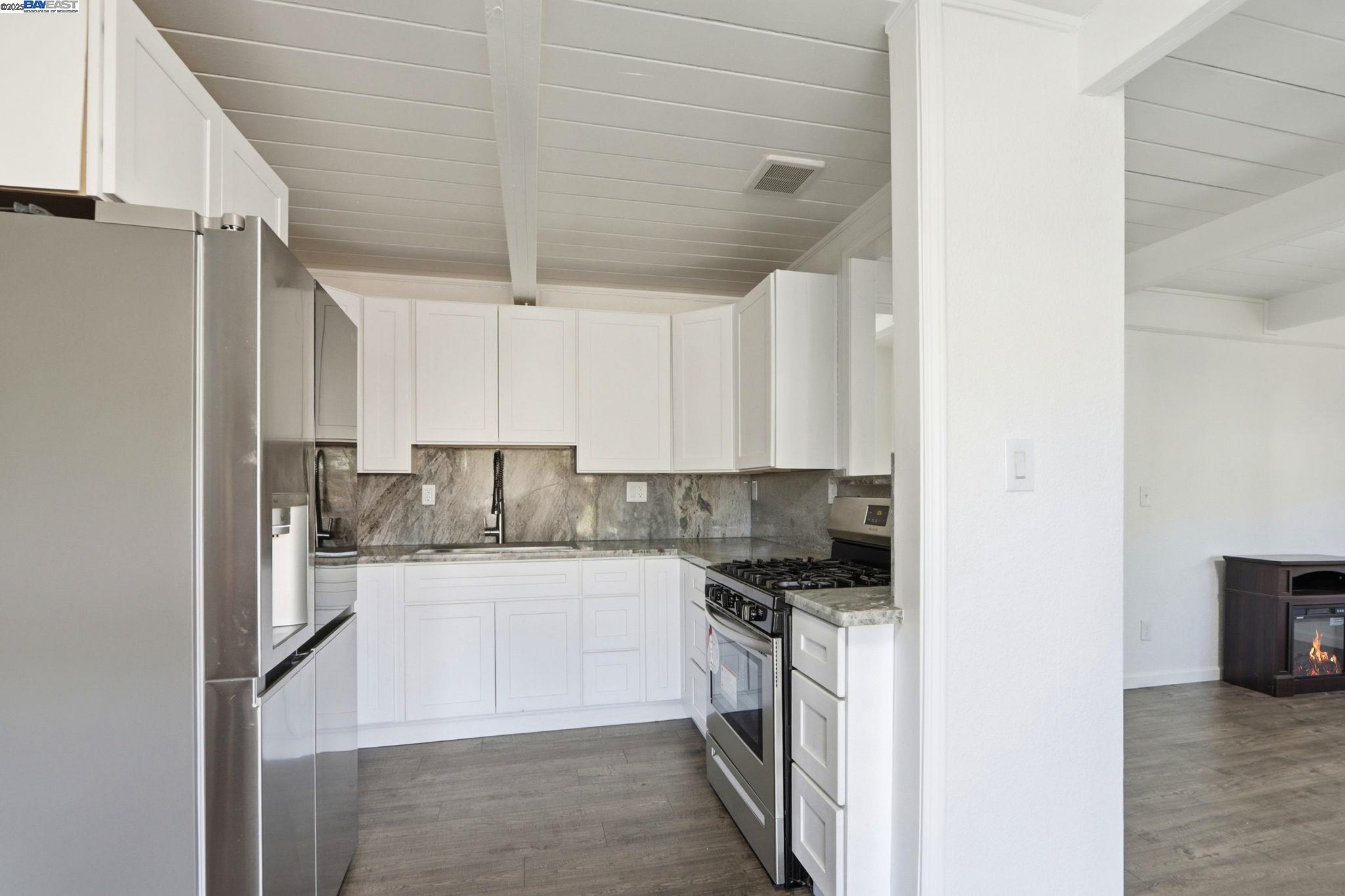 Detail Gallery Image 9 of 30 For 10311 Ryan Street, San Jose,  CA 95127 - 4 Beds | 3 Baths