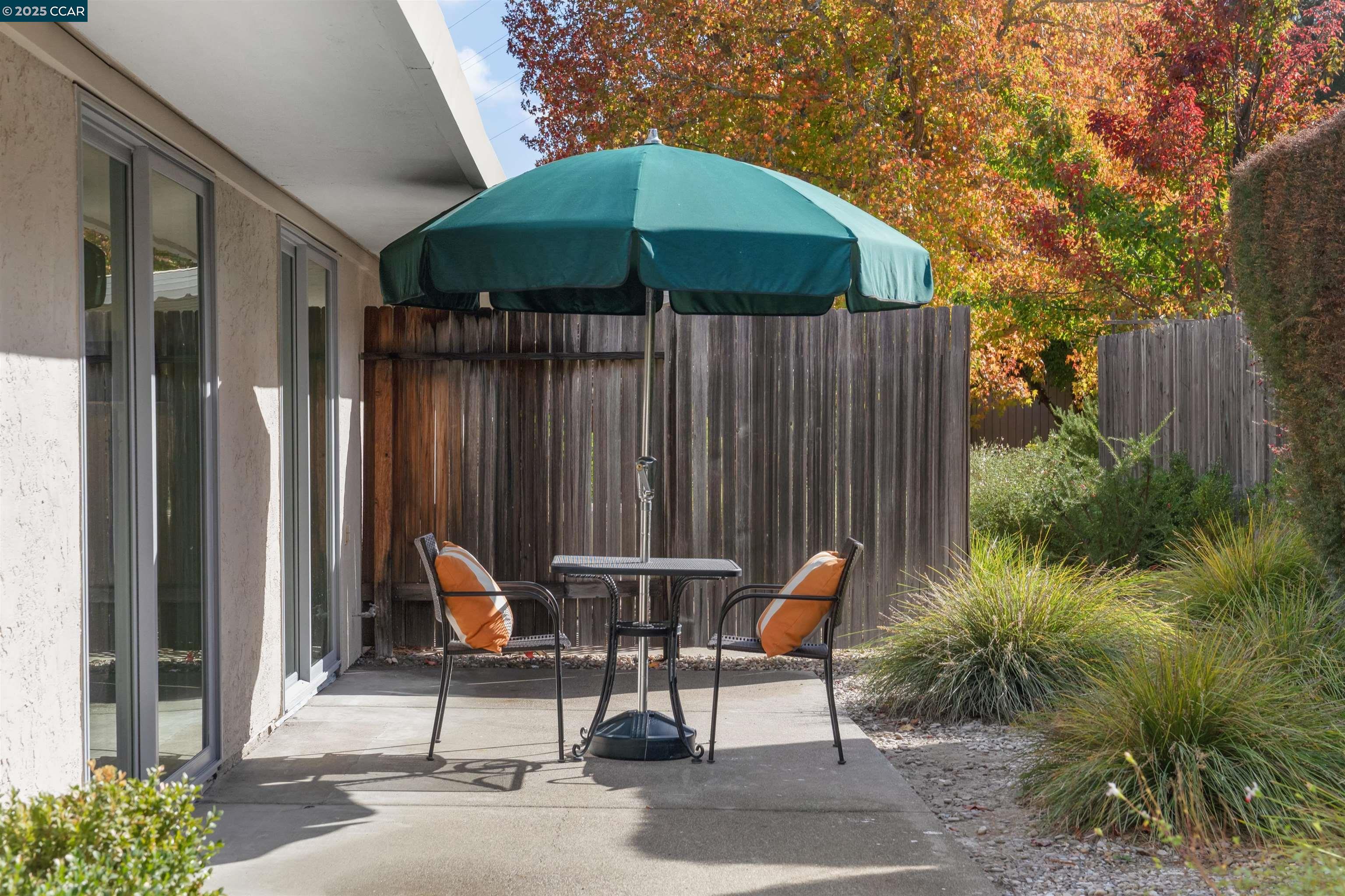 Photo #4: 41116308 Listing: Photo #4