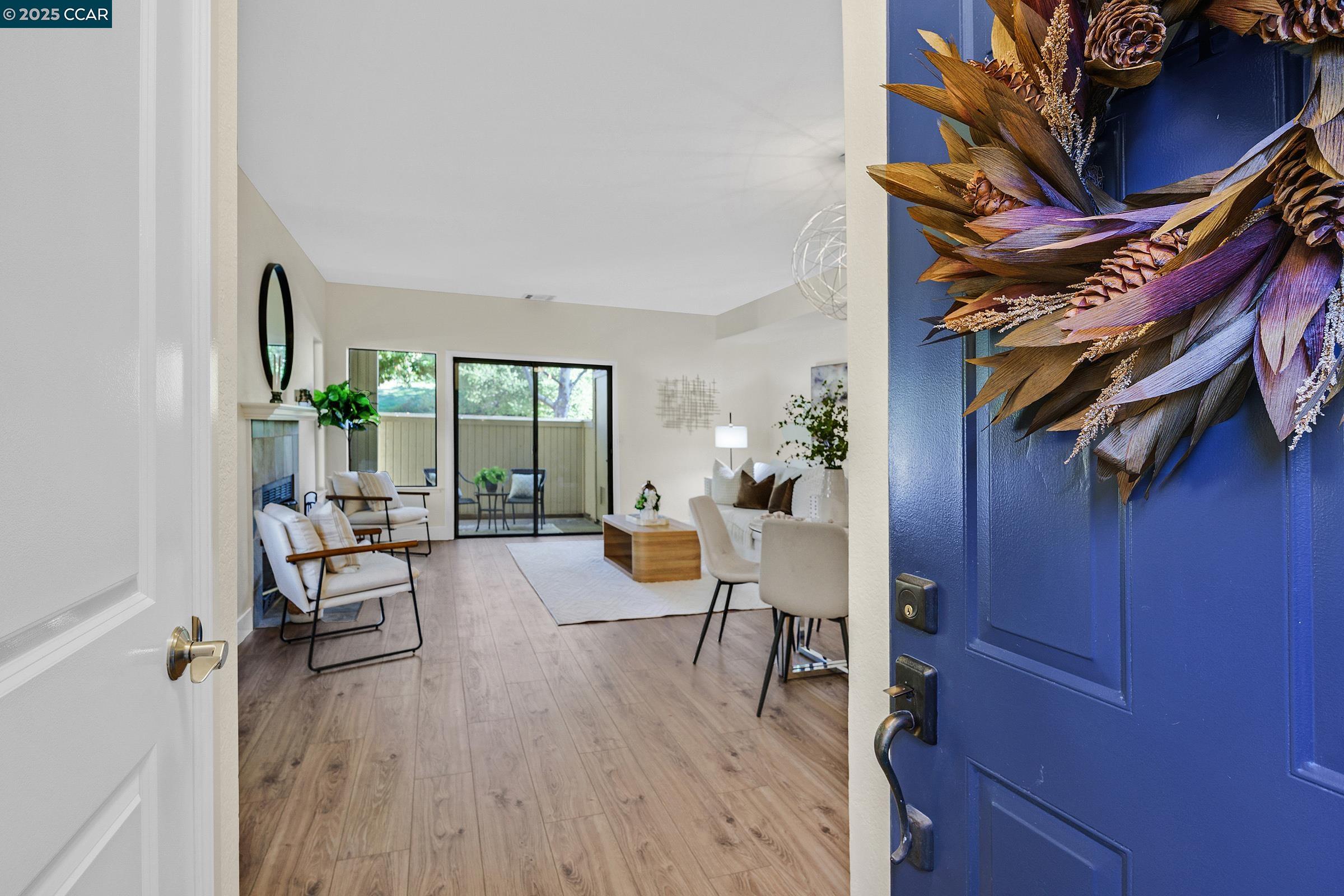 Detail Gallery Image 2 of 42 For 246 Copper Ridge, San Ramon,  CA 94582 - 2 Beds | 2 Baths