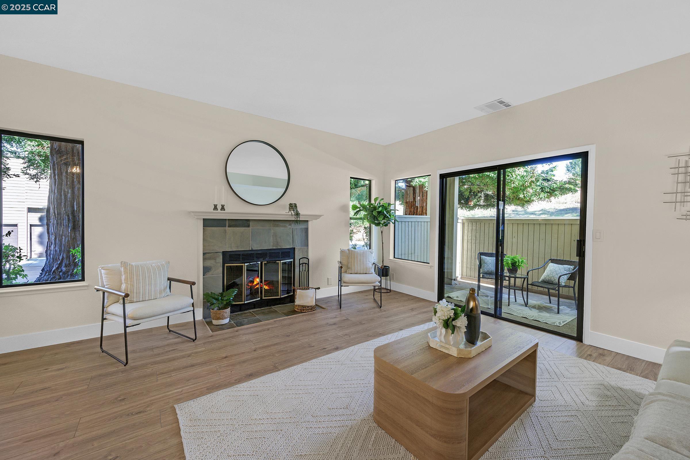 Detail Gallery Image 11 of 42 For 246 Copper Ridge, San Ramon,  CA 94582 - 2 Beds | 2 Baths