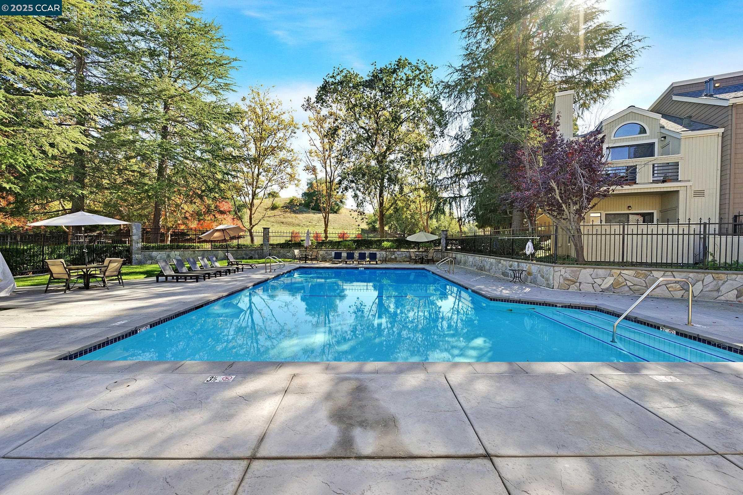 Detail Gallery Image 27 of 42 For 246 Copper Ridge, San Ramon,  CA 94582 - 2 Beds | 2 Baths