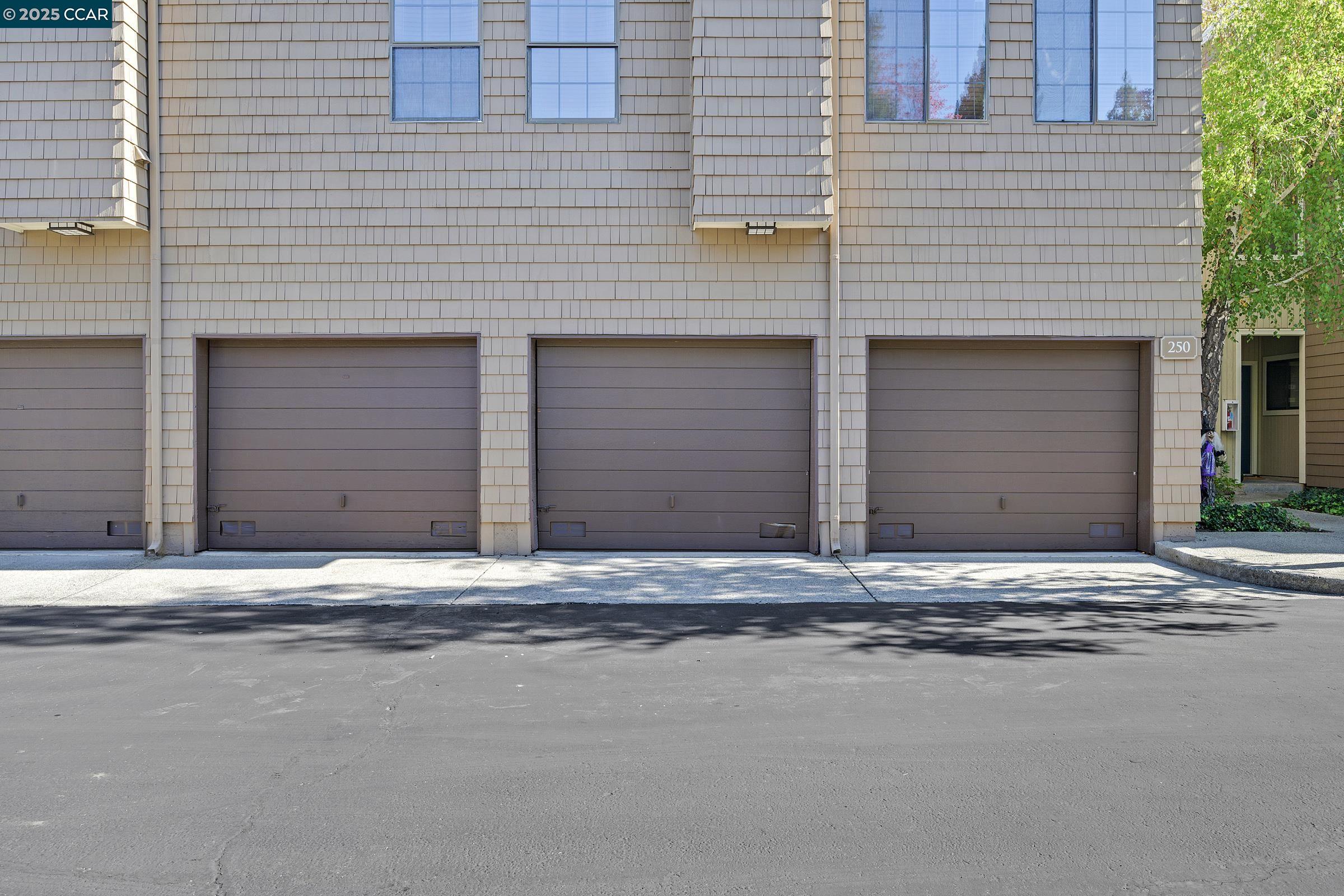 Detail Gallery Image 41 of 42 For 246 Copper Ridge, San Ramon,  CA 94582 - 2 Beds | 2 Baths