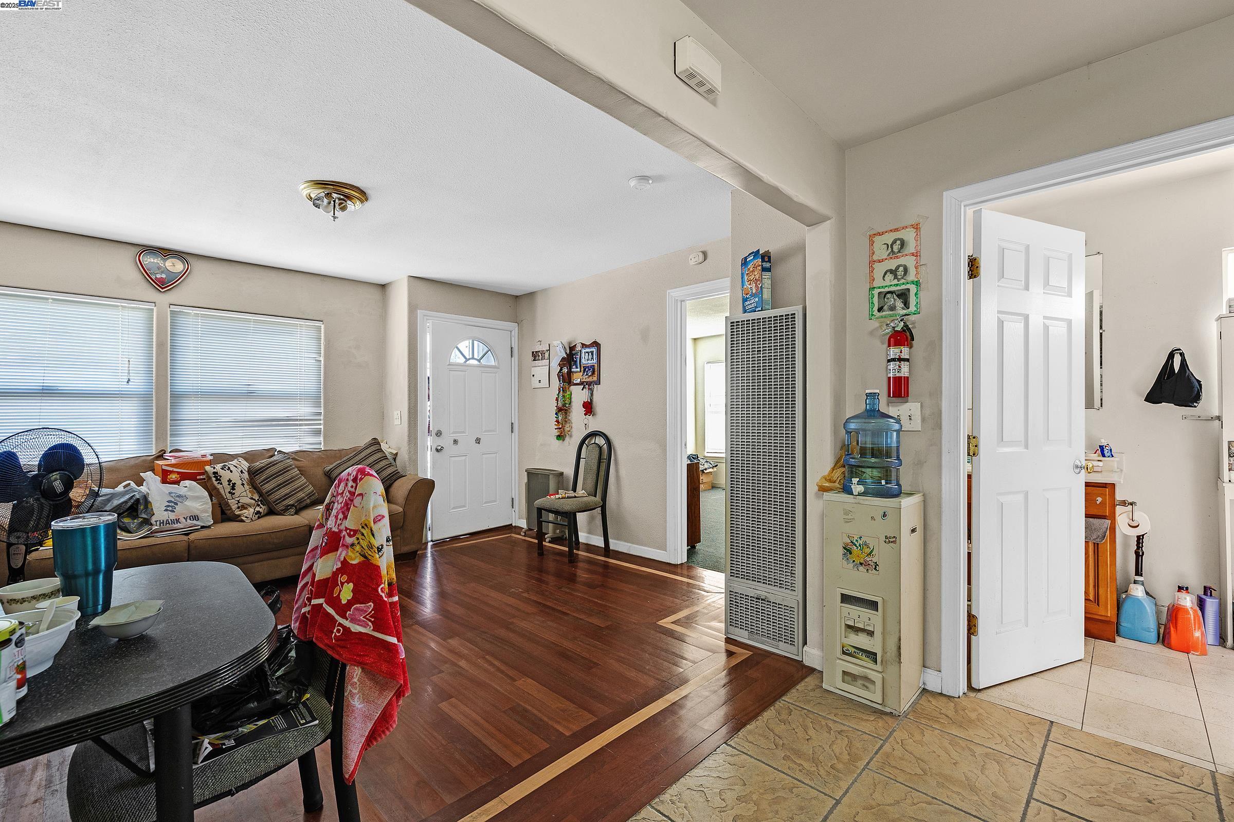 Detail Gallery Image 17 of 32 For 2607 23rd Ave, Oakland,  CA 94606 - – Beds | – Baths