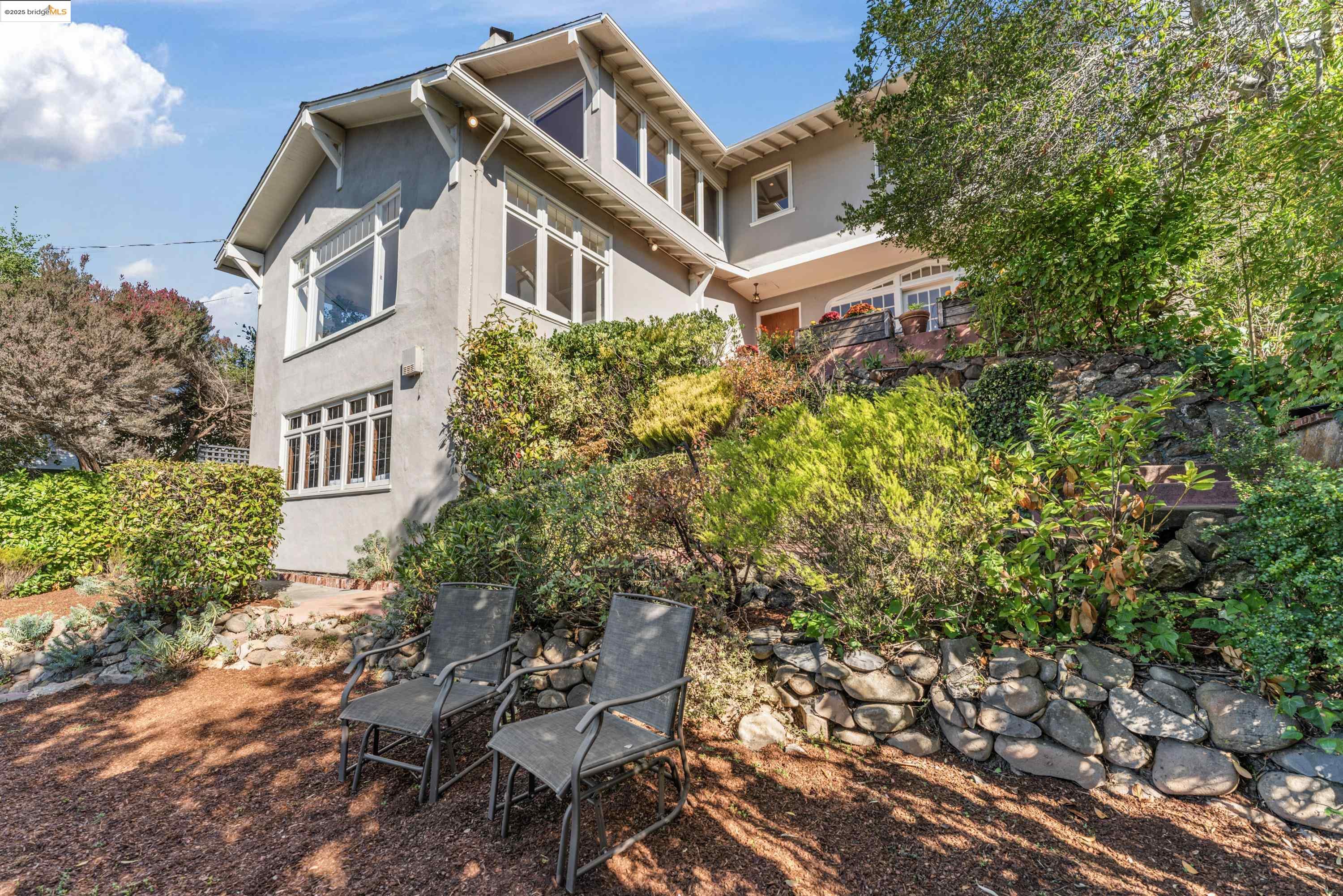 Detail Gallery Image 47 of 58 For 44 Oak Ridge Rd, Berkeley,  CA 94705 - 3 Beds | 3 Baths