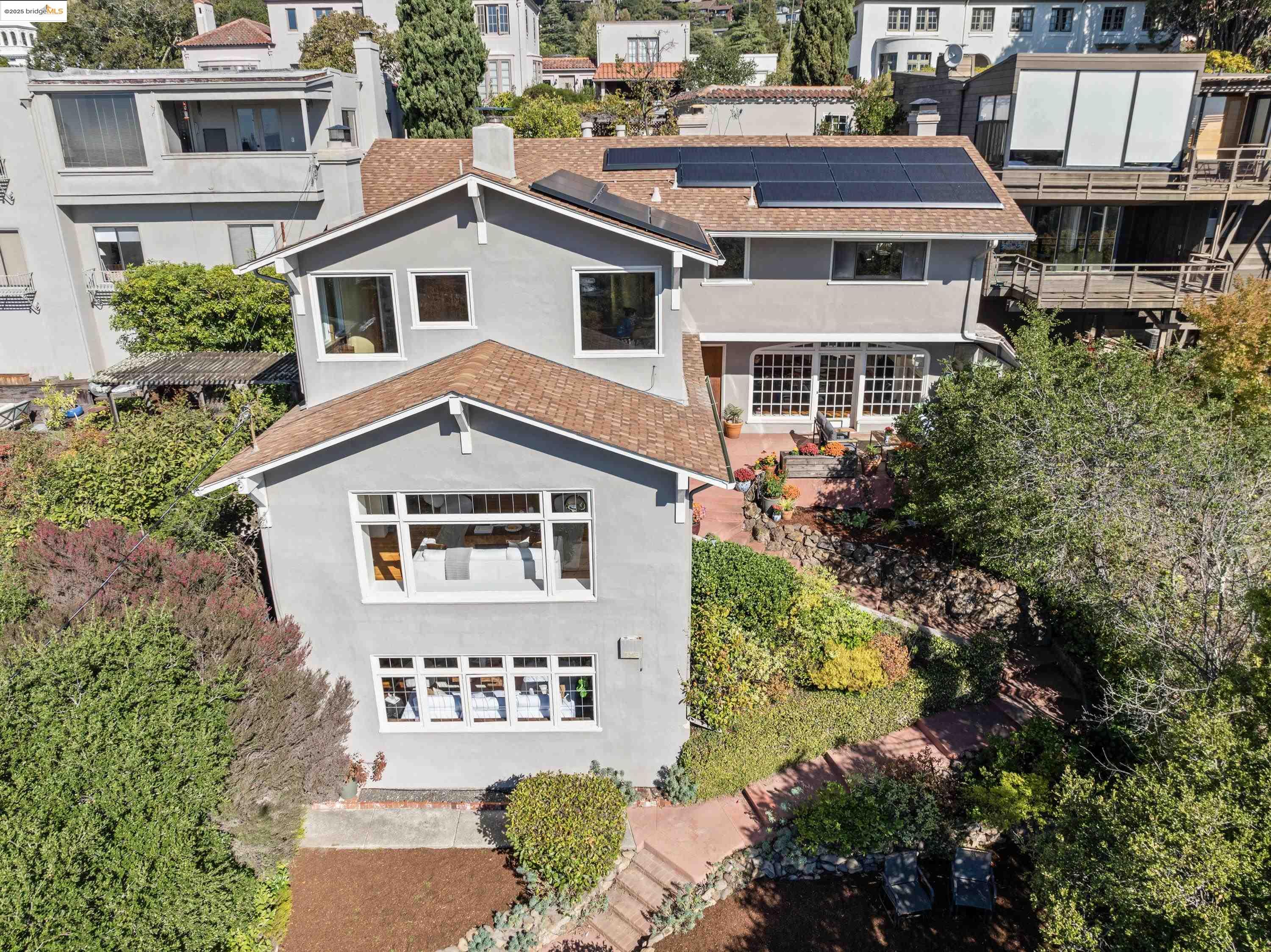 Detail Gallery Image 52 of 58 For 44 Oak Ridge Rd, Berkeley,  CA 94705 - 3 Beds | 3 Baths