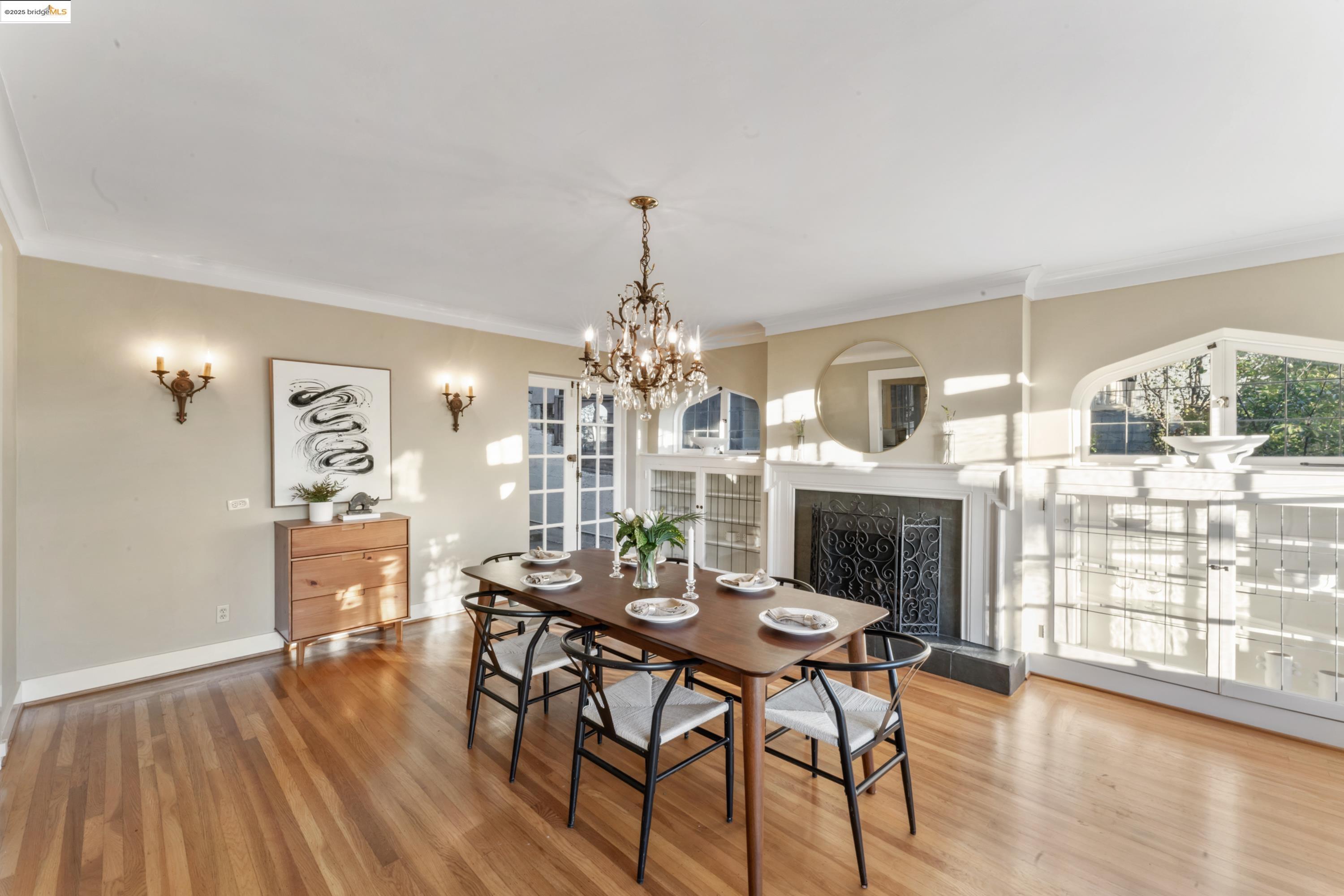 Detail Gallery Image 8 of 58 For 44 Oak Ridge Rd, Berkeley,  CA 94705 - 3 Beds | 3 Baths