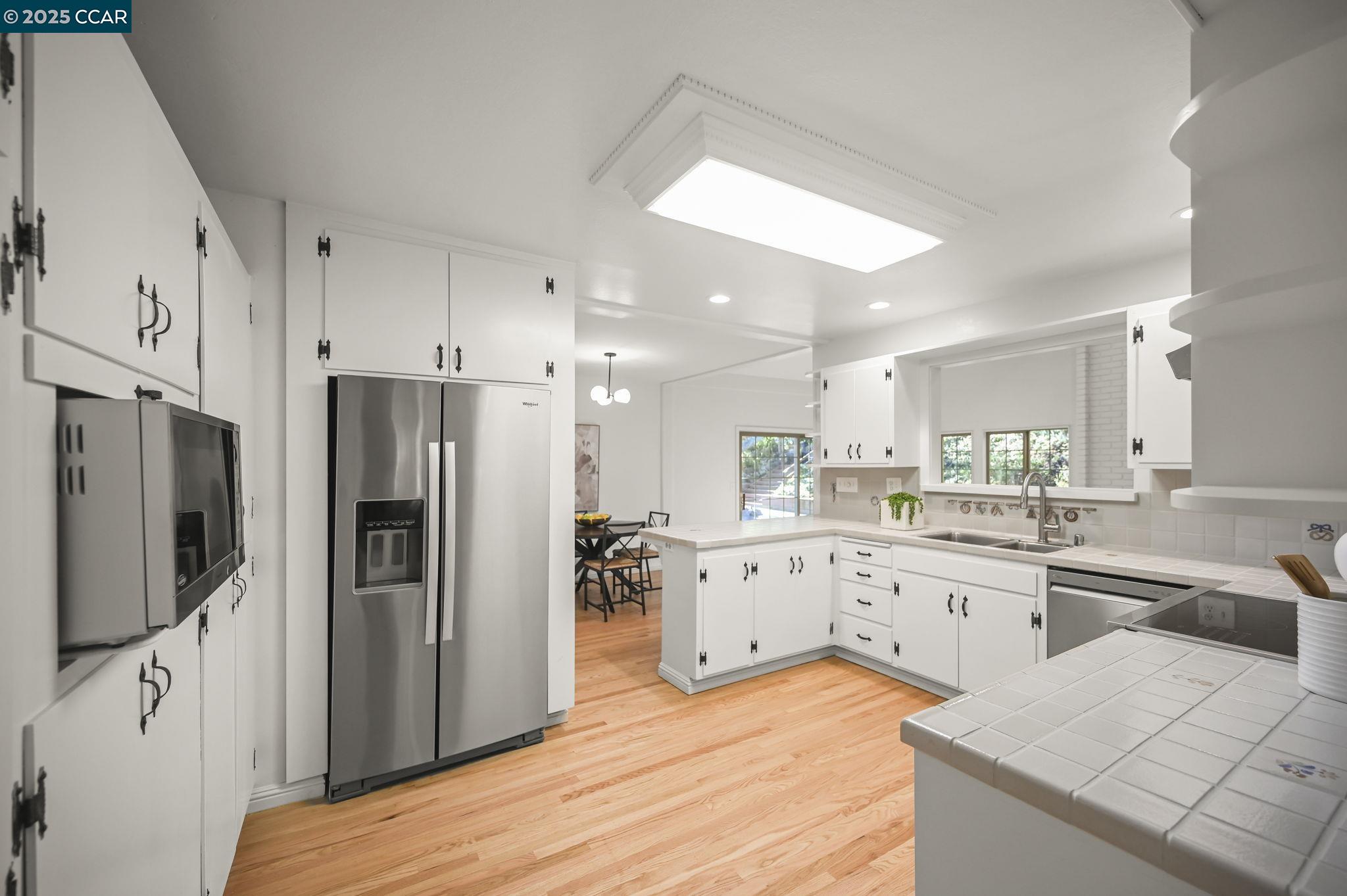 Detail Gallery Image 15 of 60 For 3399 Goyak, Lafayette,  CA 94549 - 4 Beds | 3 Baths