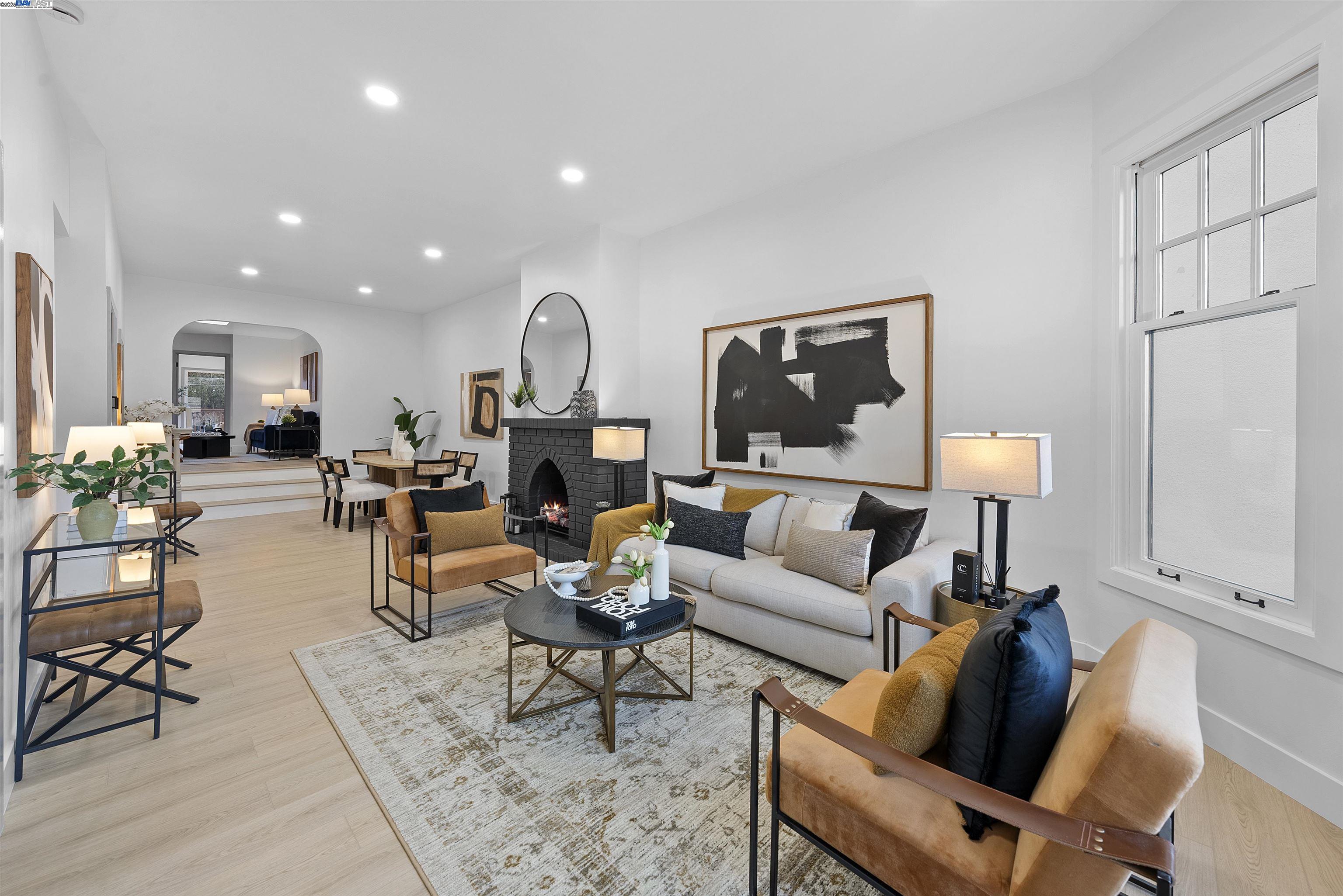 Detail Gallery Image 3 of 48 For 1875 9th Ave, San Francisco,  CA 94122 - 7 Beds | 3 Baths