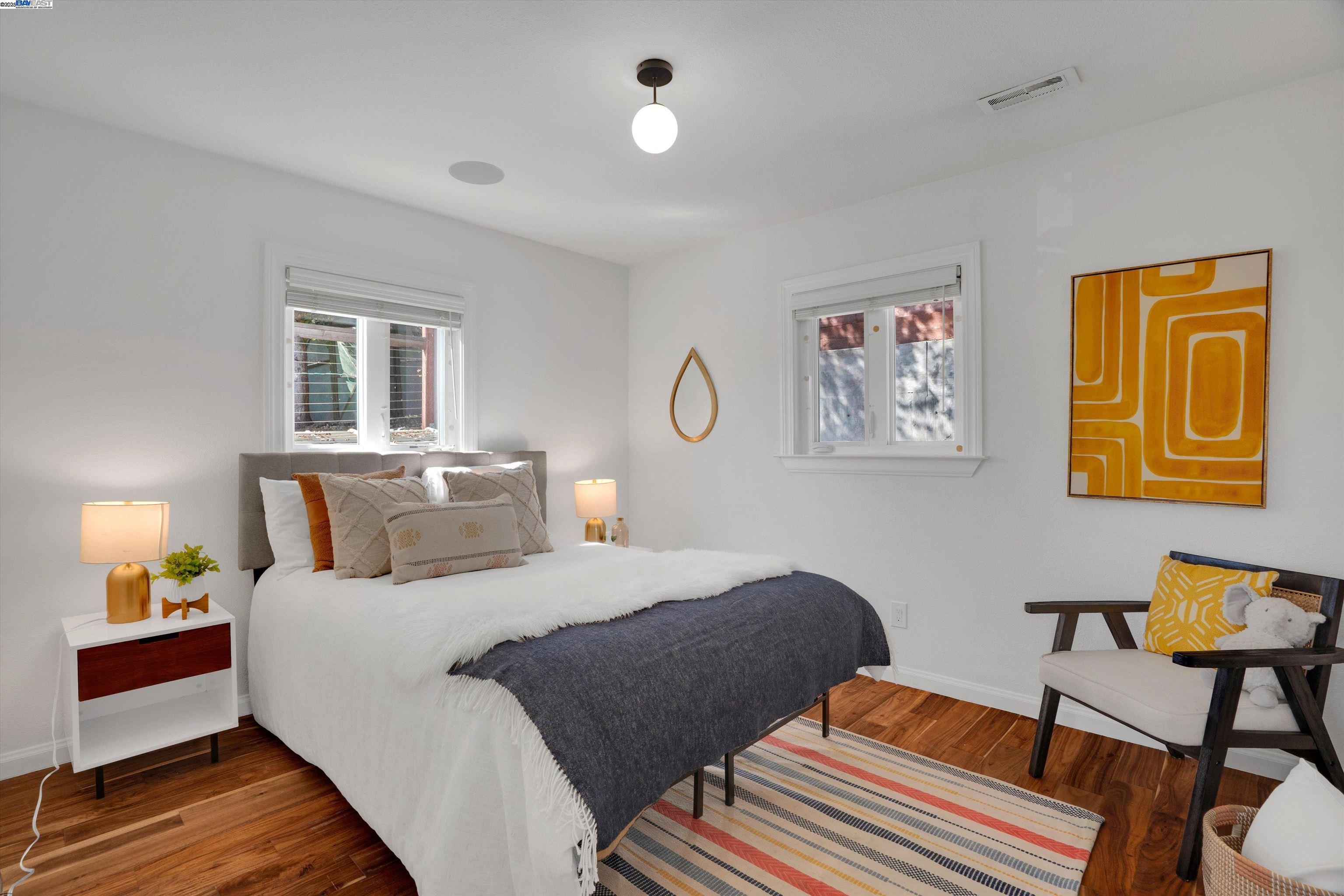 Detail Gallery Image 14 of 36 For 3 Dale Ct, Lafayette,  CA 94595 - 4 Beds | 2/1 Baths