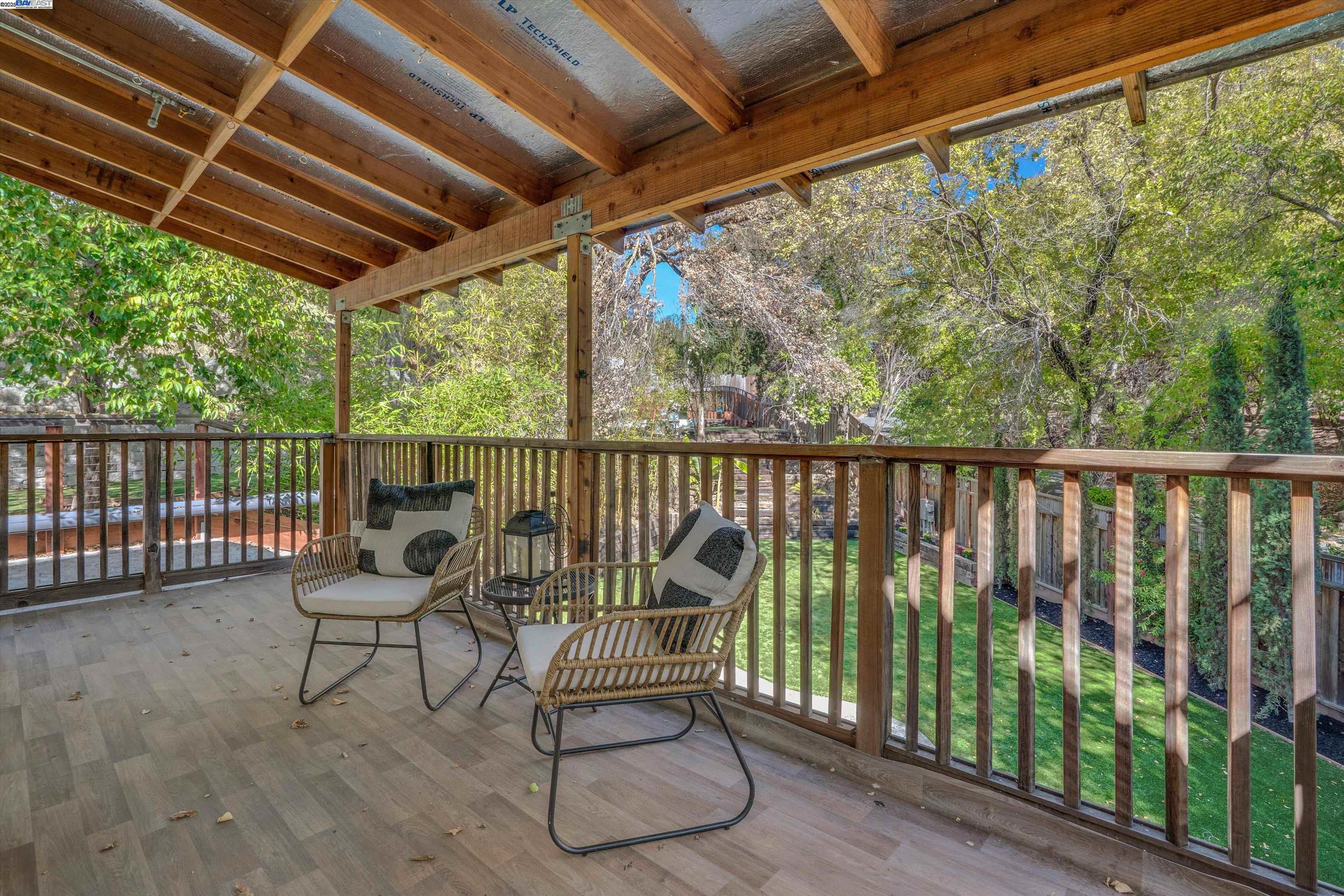 Detail Gallery Image 25 of 36 For 3 Dale Ct, Lafayette,  CA 94595 - 4 Beds | 2/1 Baths