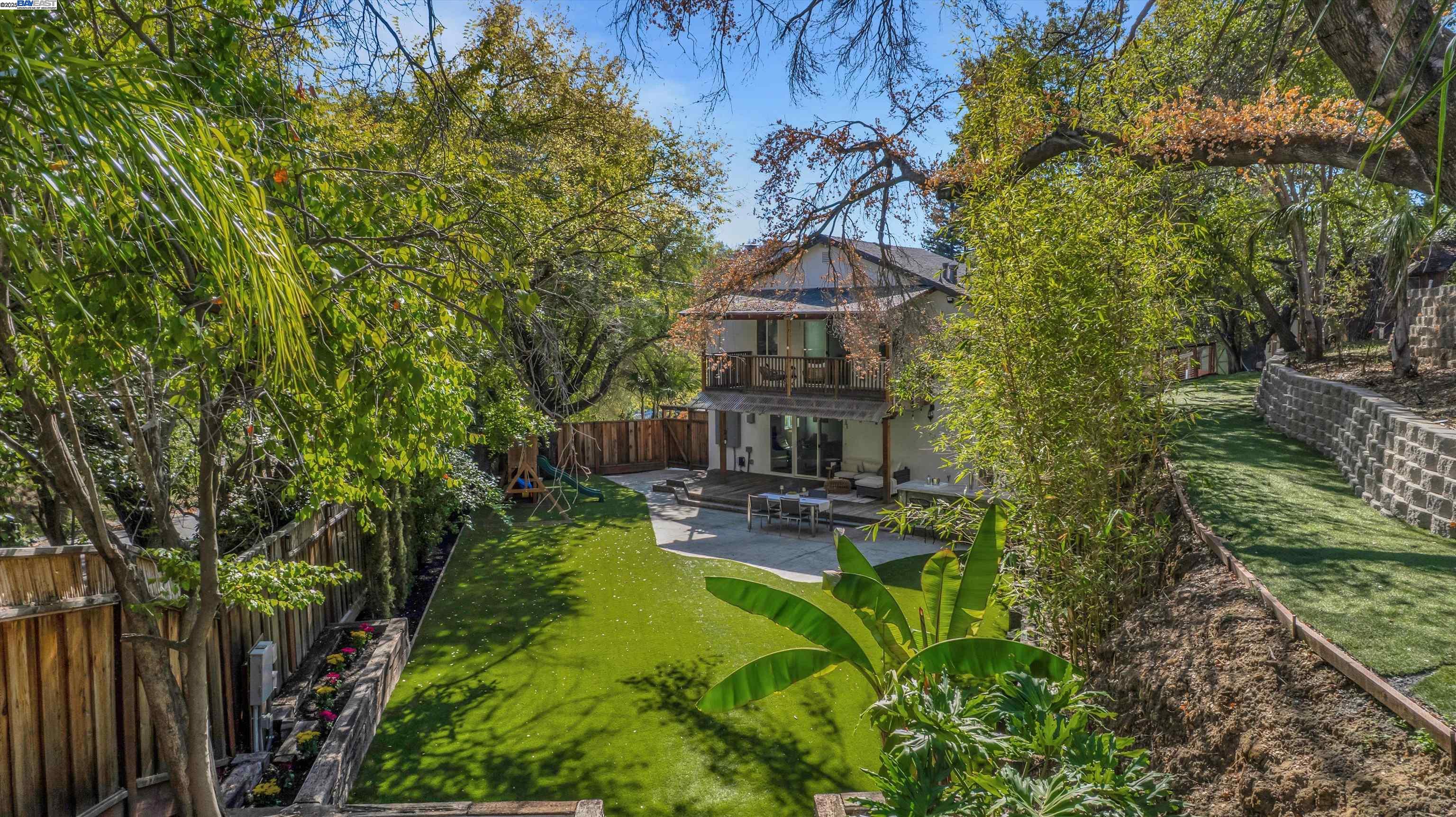 Detail Gallery Image 33 of 36 For 3 Dale Ct, Lafayette,  CA 94595 - 4 Beds | 2/1 Baths