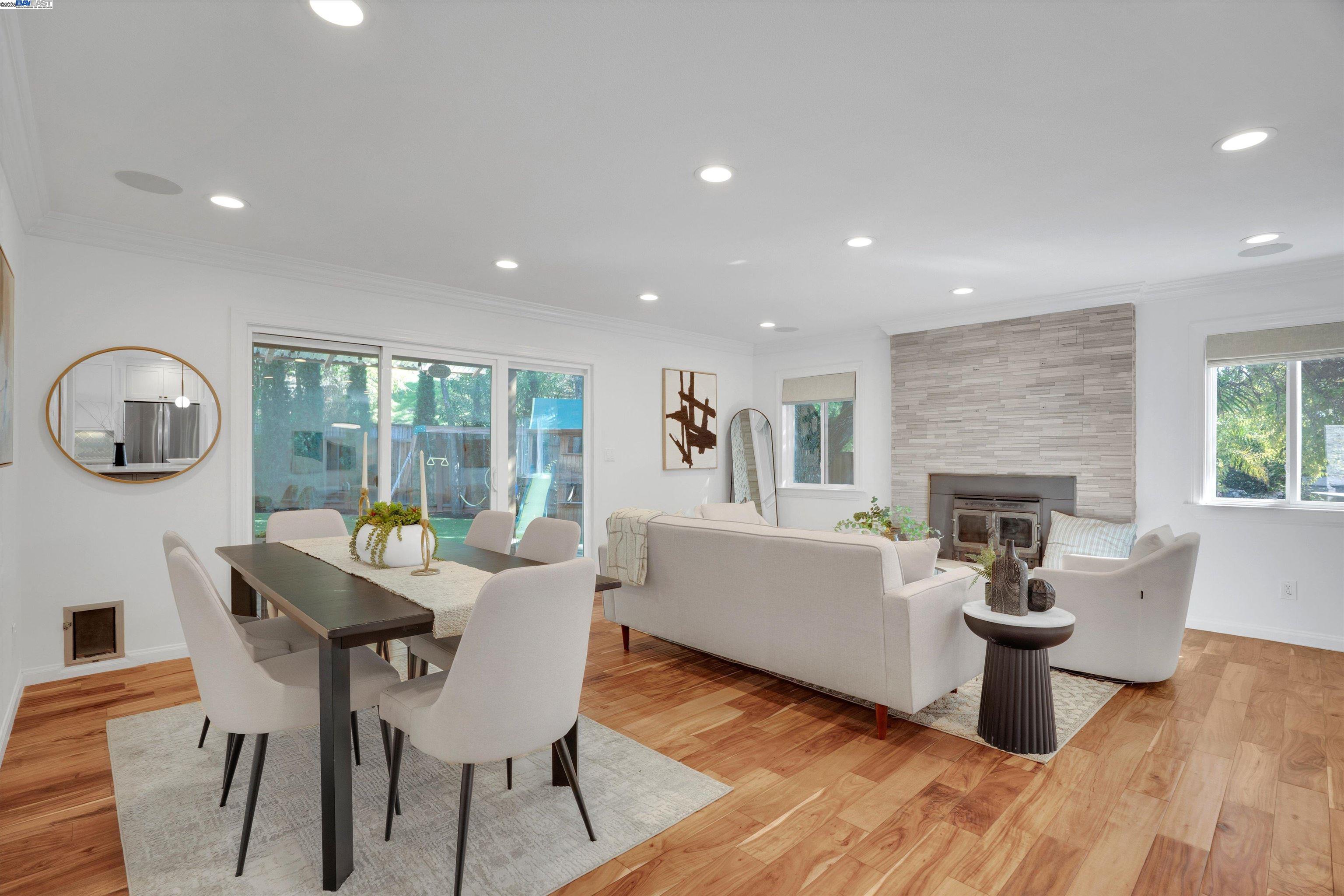 Detail Gallery Image 8 of 36 For 3 Dale Ct, Lafayette,  CA 94595 - 4 Beds | 2/1 Baths