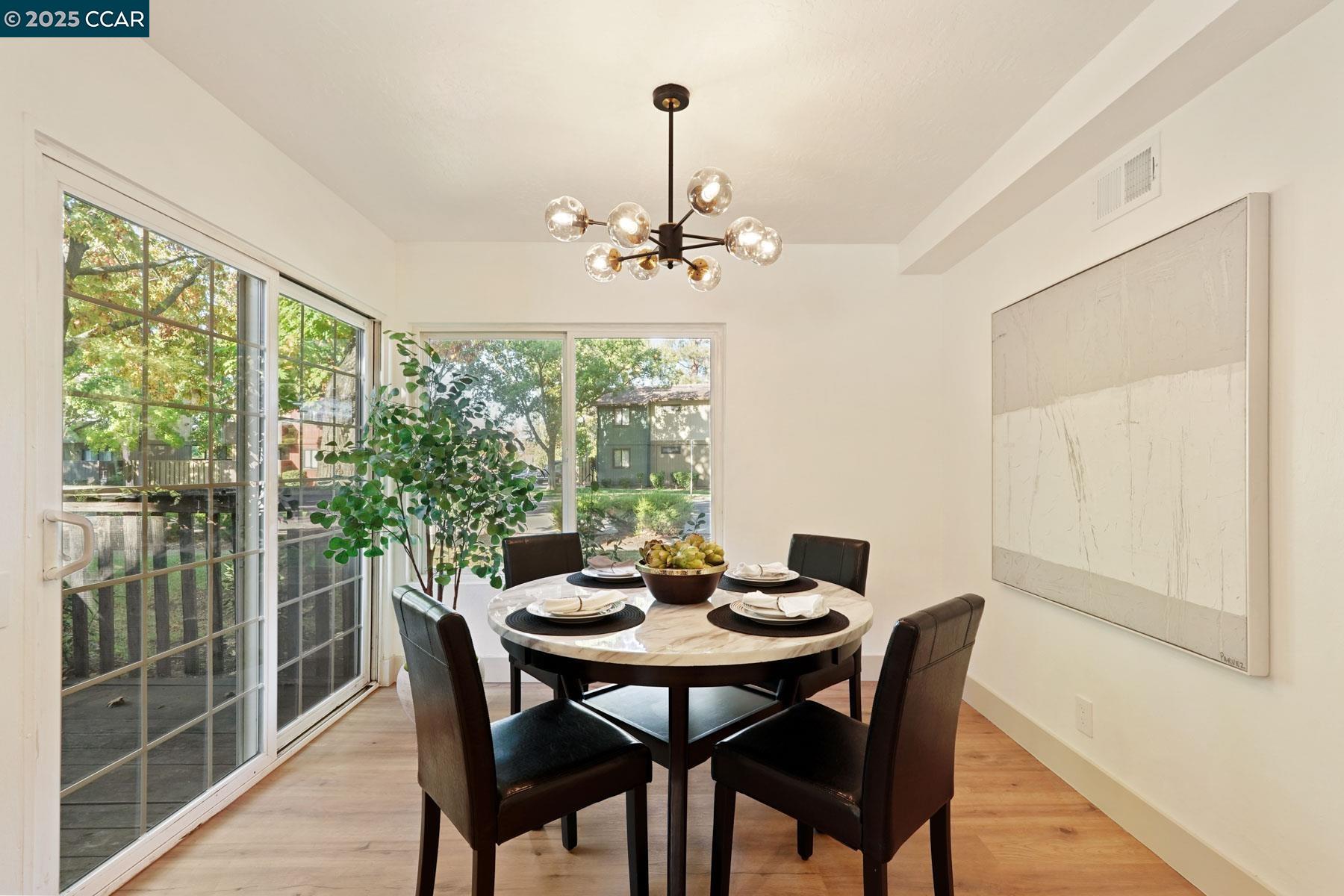 Detail Gallery Image 14 of 39 For 4204 Dubhe Court, Concord,  CA 94521 - 3 Beds | 2/1 Baths