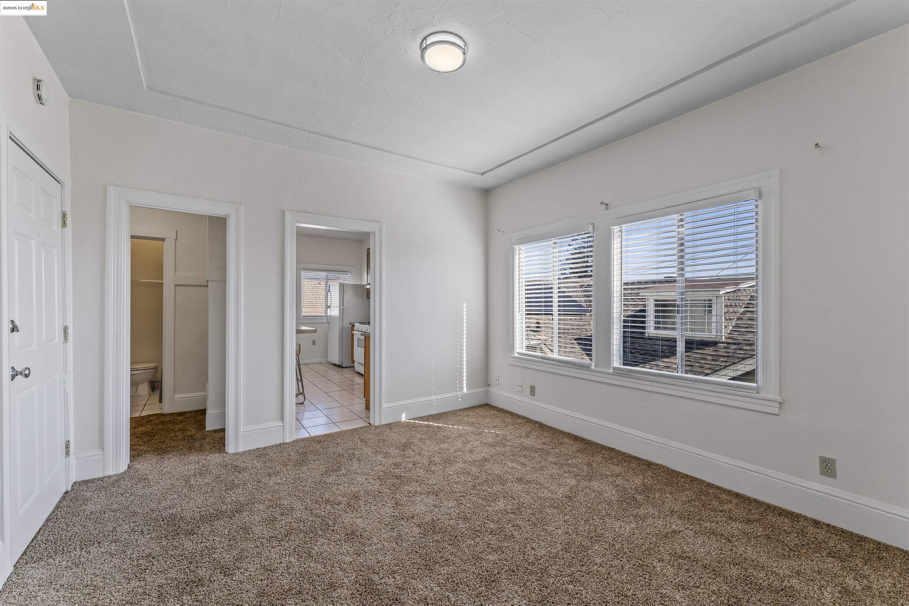 Detail Gallery Image 15 of 26 For 1148 E 15th St, Oakland,  CA 94606 - – Beds | – Baths