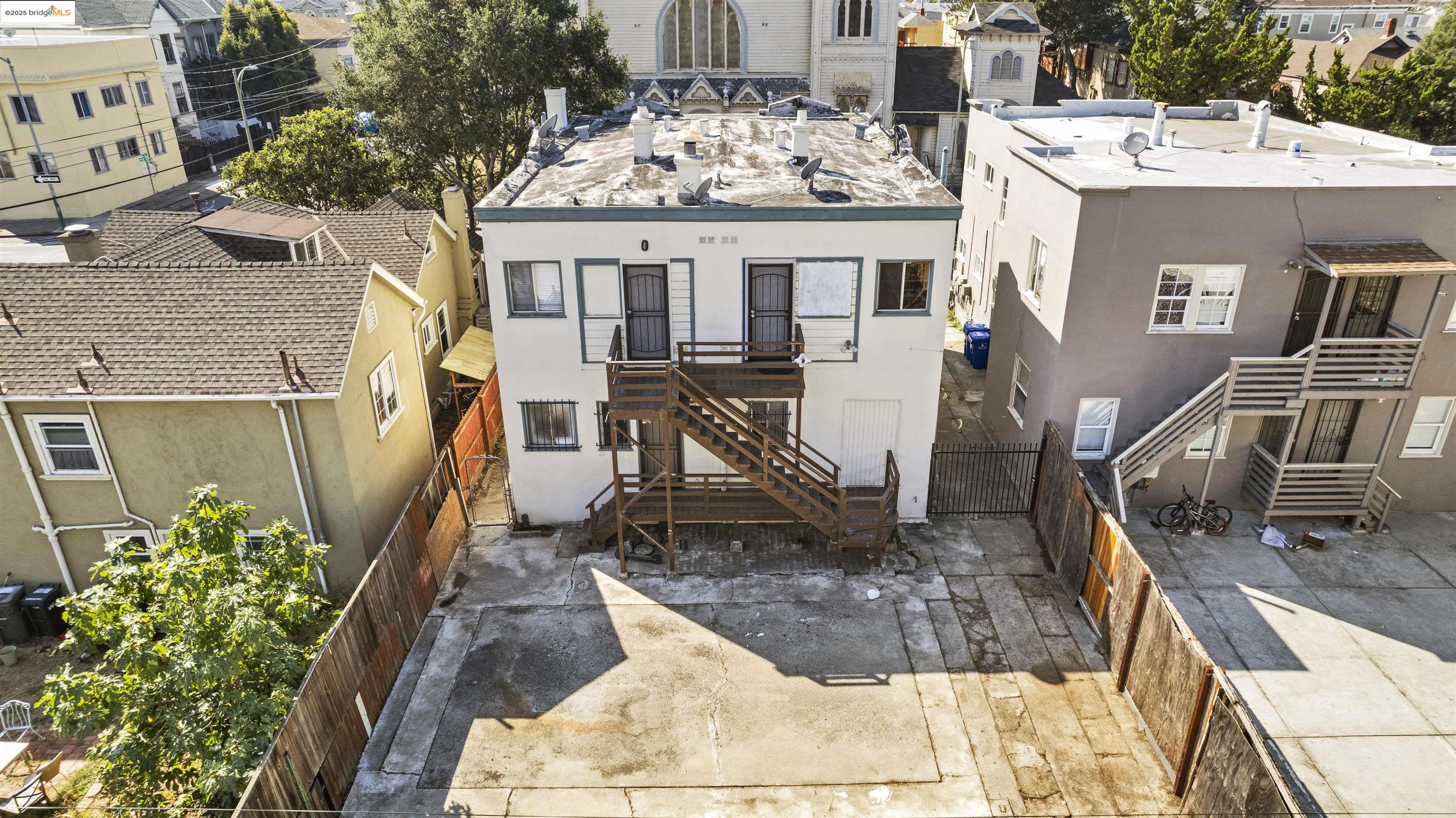 Detail Gallery Image 25 of 26 For 1148 E 15th St, Oakland,  CA 94606 - – Beds | – Baths