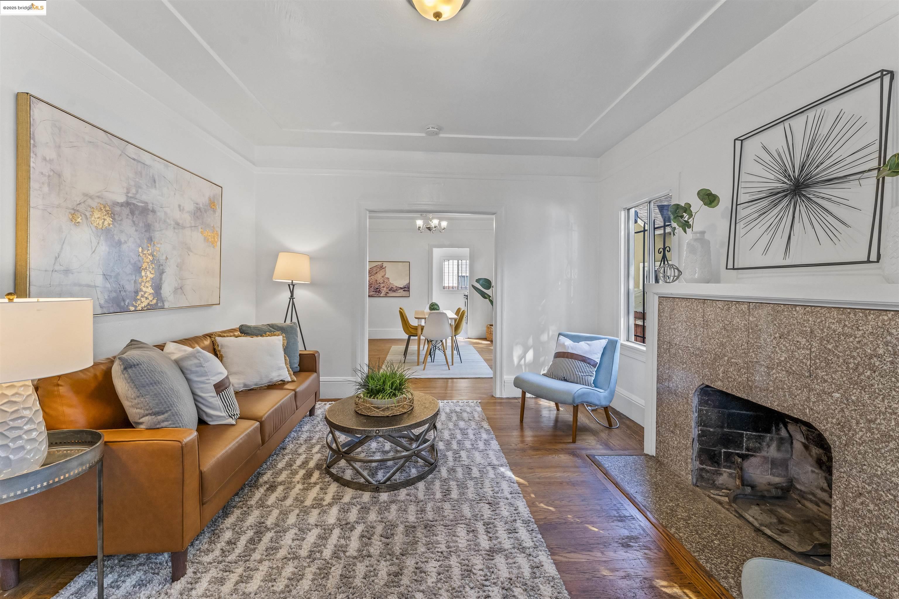 Detail Gallery Image 4 of 26 For 1148 E 15th St, Oakland,  CA 94606 - – Beds | – Baths