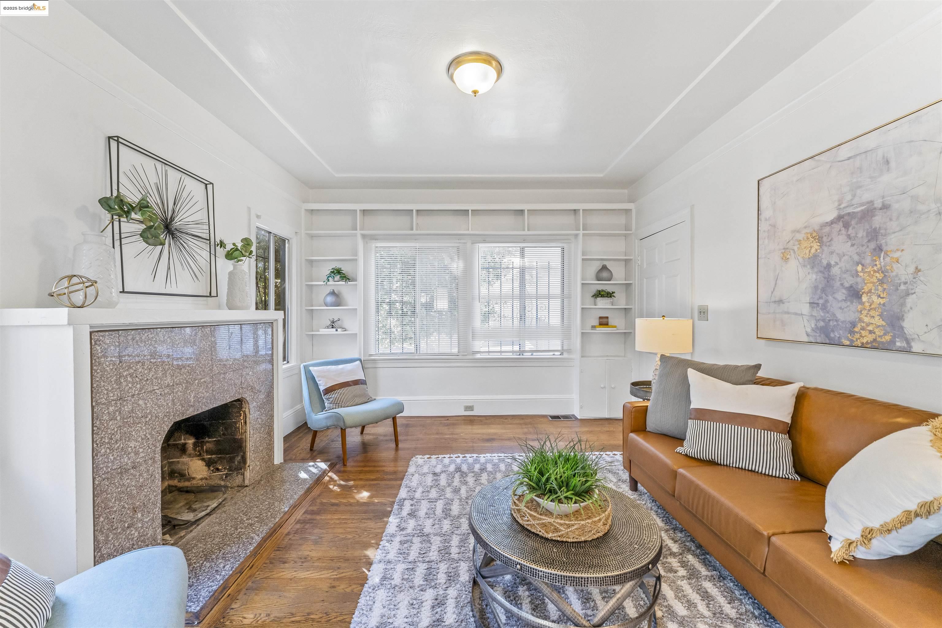 Detail Gallery Image 6 of 26 For 1148 E 15th St, Oakland,  CA 94606 - – Beds | – Baths