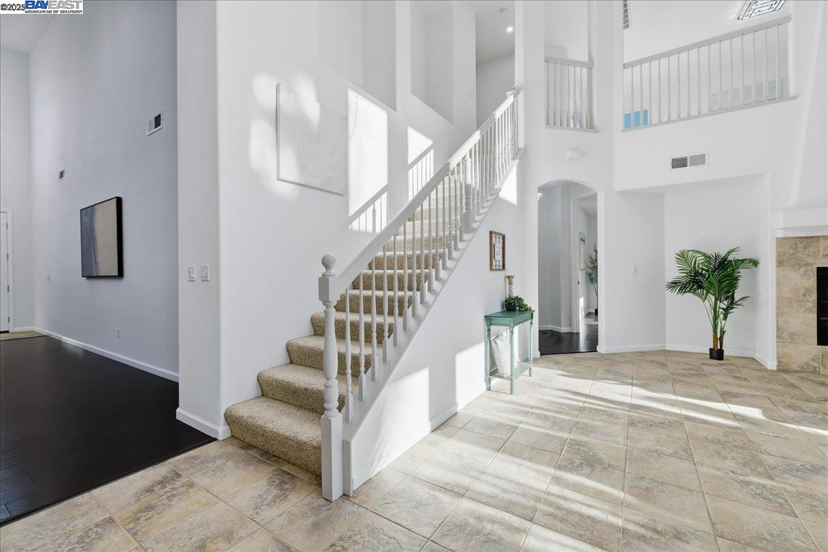 Detail Gallery Image 40 of 60 For 2455 Covelite Way, Antioch,  CA 94531 - 4 Beds | 2/1 Baths