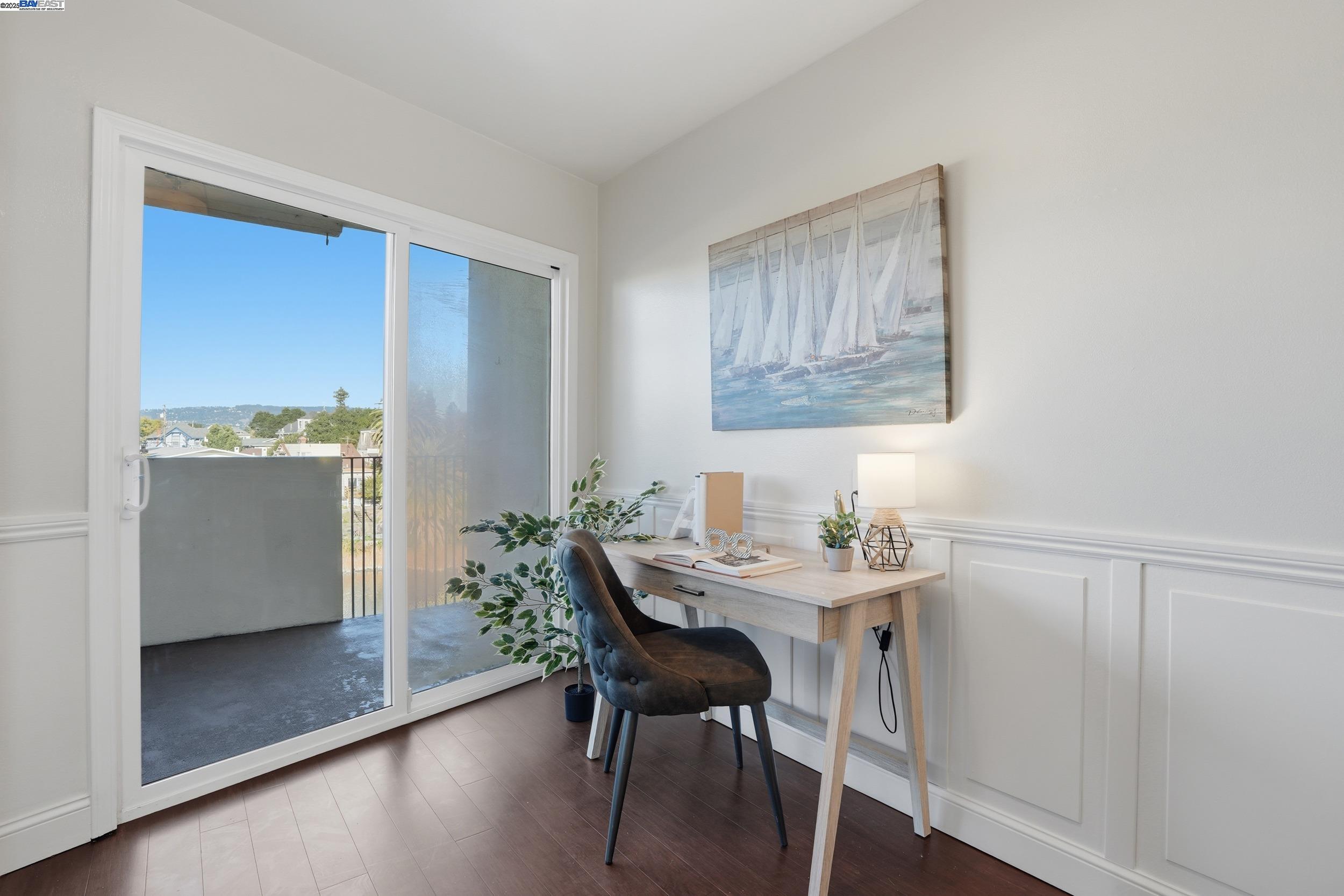 Detail Gallery Image 19 of 47 For 2137 Otis Dr #322,  Alameda,  CA 94501 - 2 Beds | 2 Baths