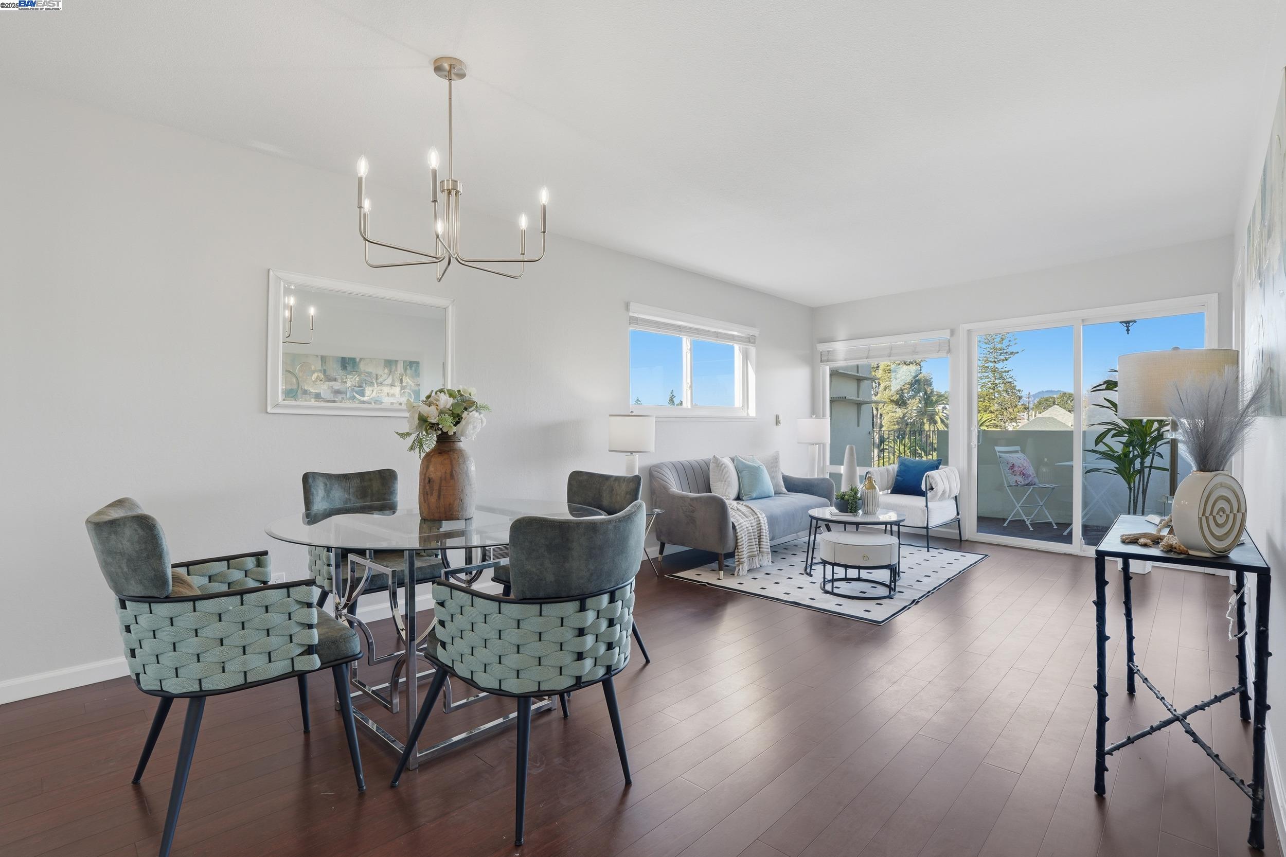 Detail Gallery Image 8 of 53 For 2137 Otis Dr #322,  Alameda,  CA 94501 - 2 Beds | 2 Baths