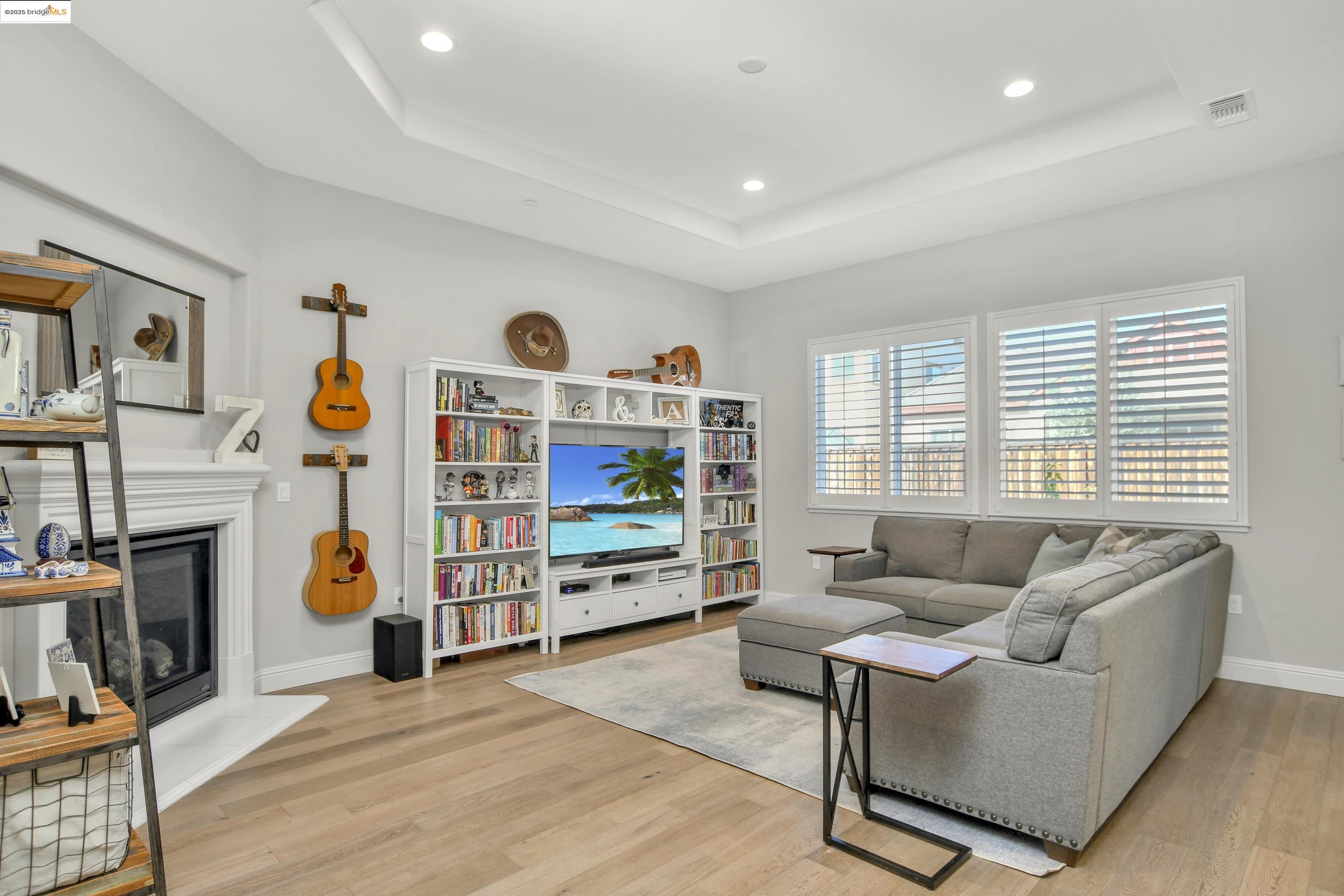 Detail Gallery Image 15 of 37 For 361 Fletcher Ln, Brentwood,  CA 94513 - 4 Beds | 3 Baths