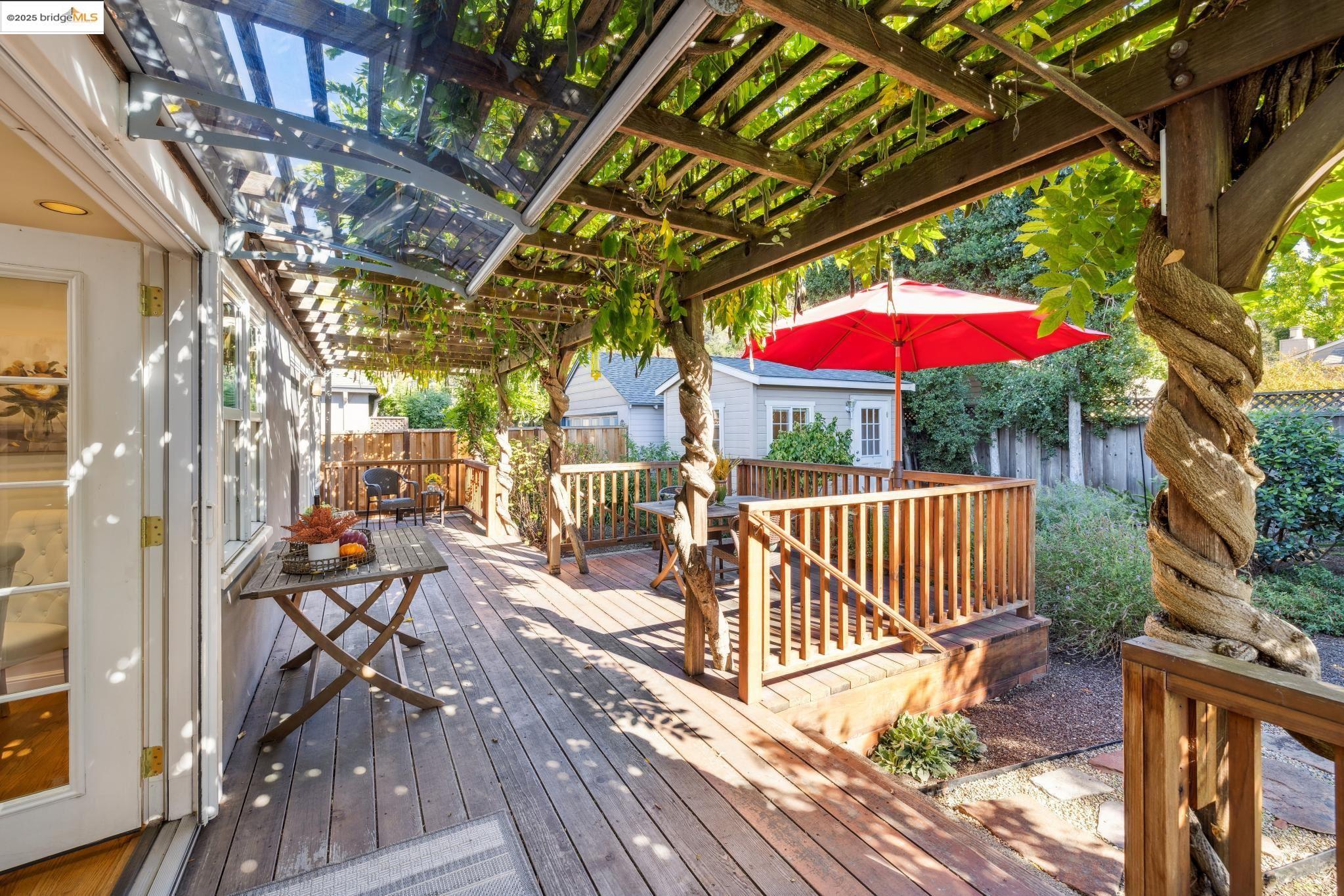 Detail Gallery Image 19 of 45 For 263 Covington St, Oakland,  CA 94605 - 2 Beds | 2 Baths