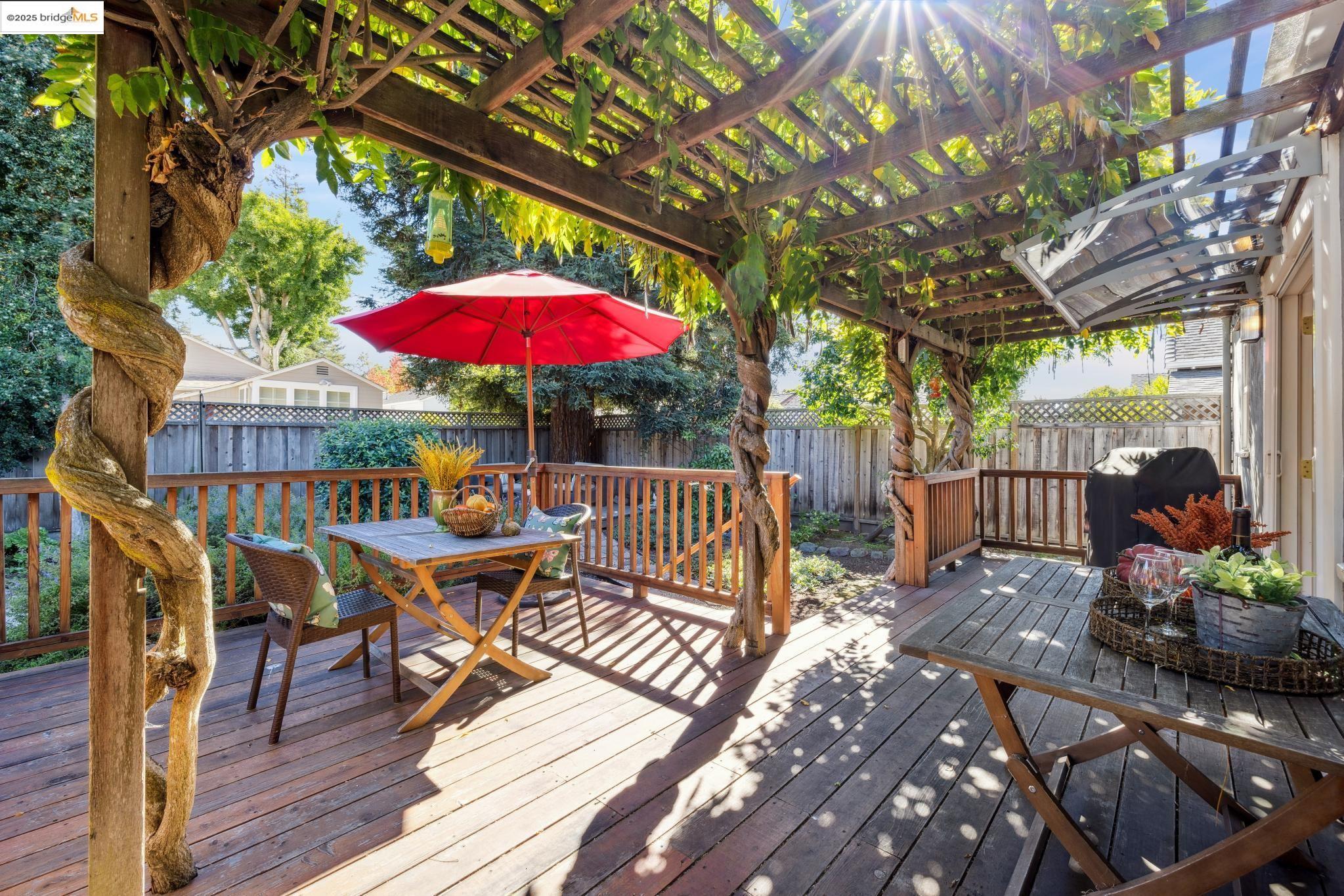 Detail Gallery Image 31 of 45 For 263 Covington St, Oakland,  CA 94605 - 2 Beds | 2 Baths