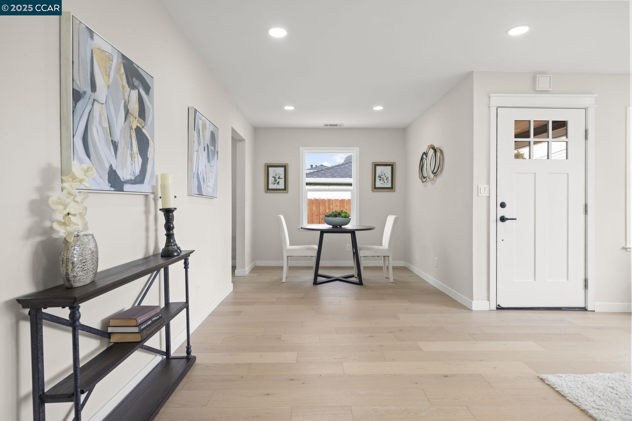 Detail Gallery Image 8 of 29 For 3064 Baywood Ln, San Pablo,  CA 94806 - 3 Beds | 1 Baths