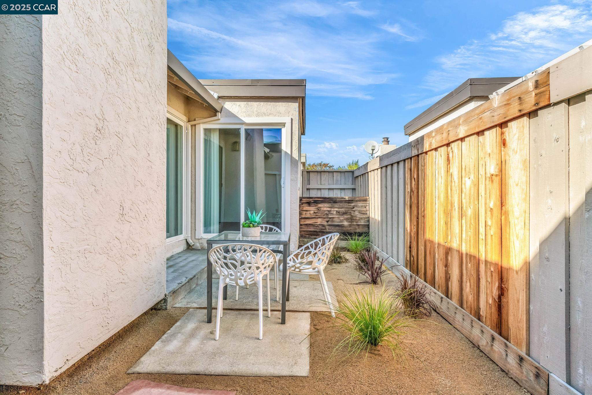 Detail Gallery Image 30 of 37 For 7 Clark Creek Circle, Clayton,  CA 94517-1627 - 3 Beds | 2 Baths