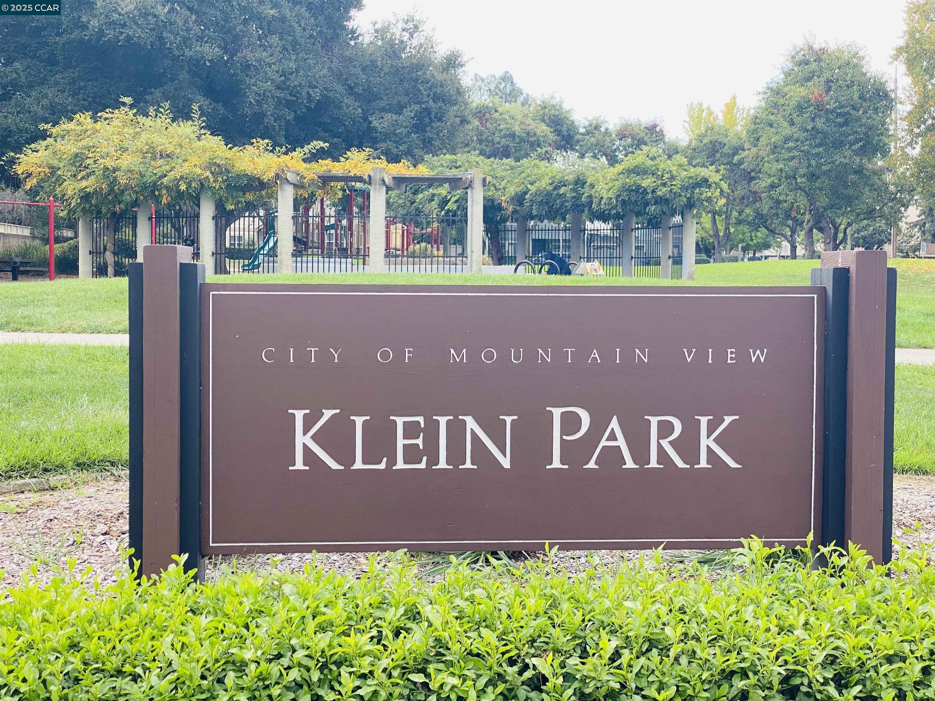 Detail Gallery Image 21 of 39 For 49 Showers #N364,  Mountain View,  CA 94040 - 1 Beds | 1 Baths