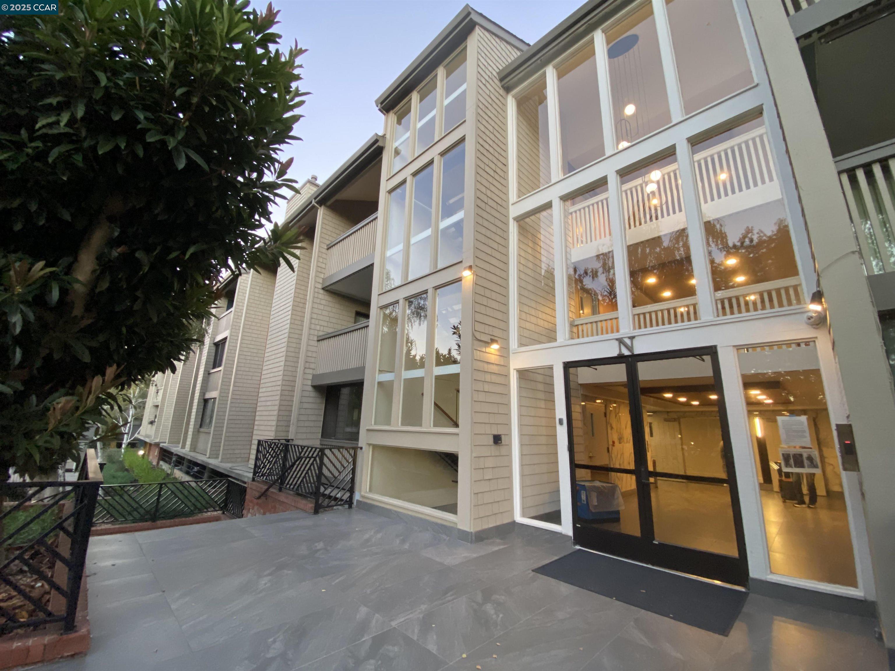 Detail Gallery Image 36 of 39 For 49 Showers #N364,  Mountain View,  CA 94040 - 1 Beds | 1 Baths