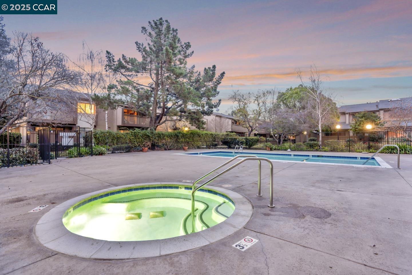 Detail Gallery Image 38 of 39 For 49 Showers #N364,  Mountain View,  CA 94040 - 1 Beds | 1 Baths