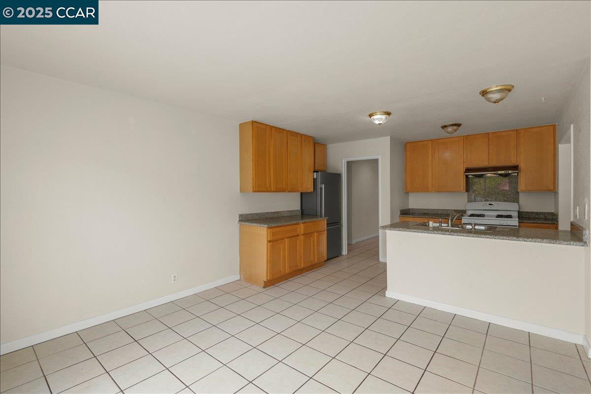 Detail Gallery Image 8 of 23 For 177 Brophy St, American Canyon,  CA 94503 - 4 Beds | 2 Baths